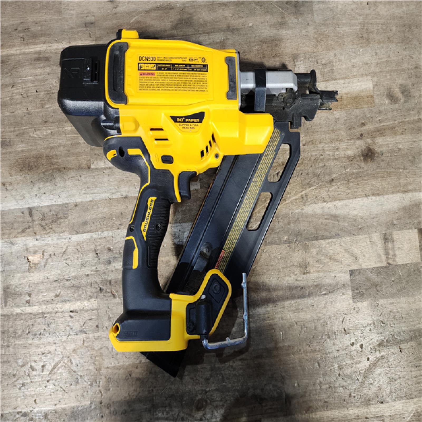 HOUSTON LOCATION - AS-IS DEWALT 20V 30 Degree Cordless Framing Nailer (Tool-Only)