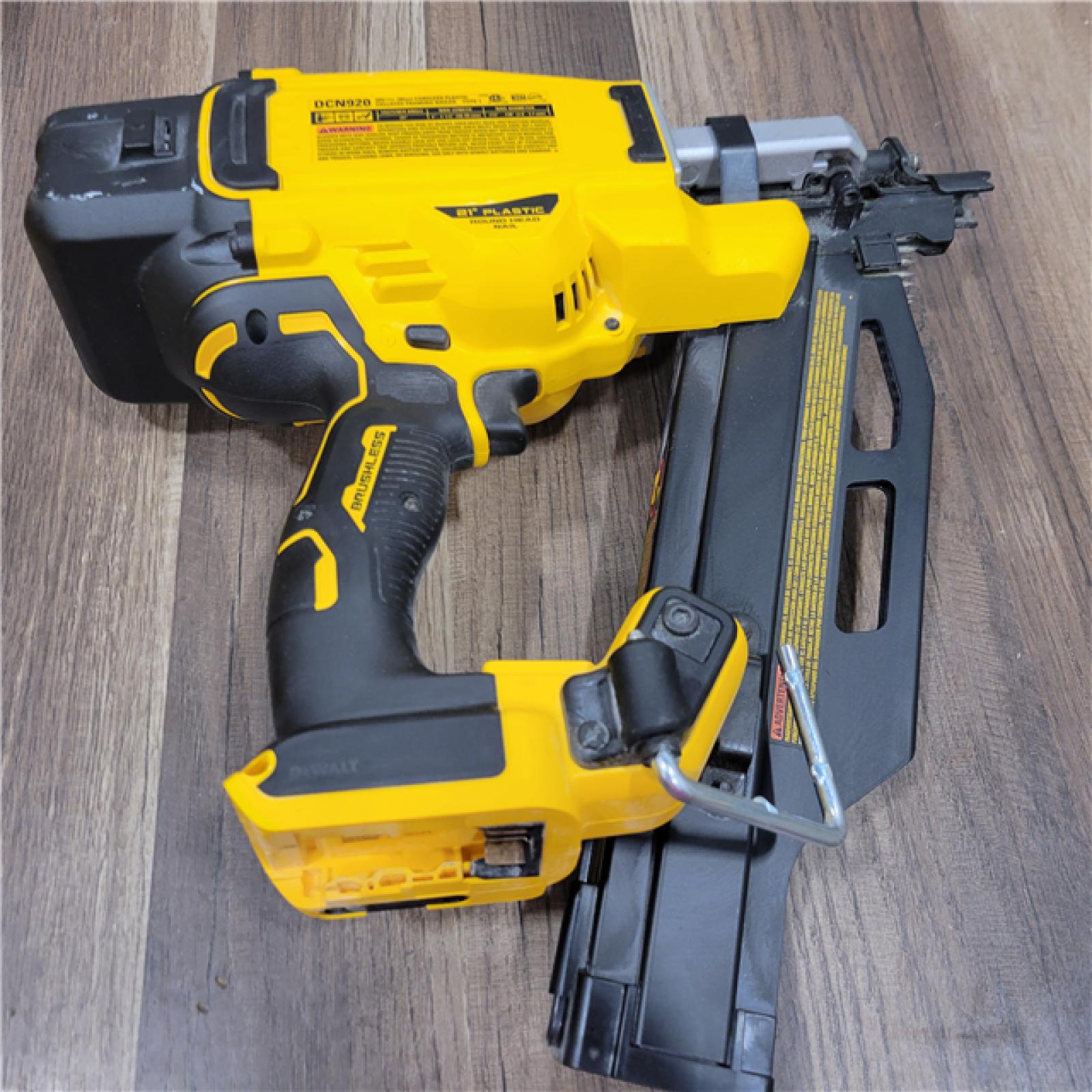 AS-IS DEWALT 20-Volt 21° Cordless Framing Nailer (Tool-Only)