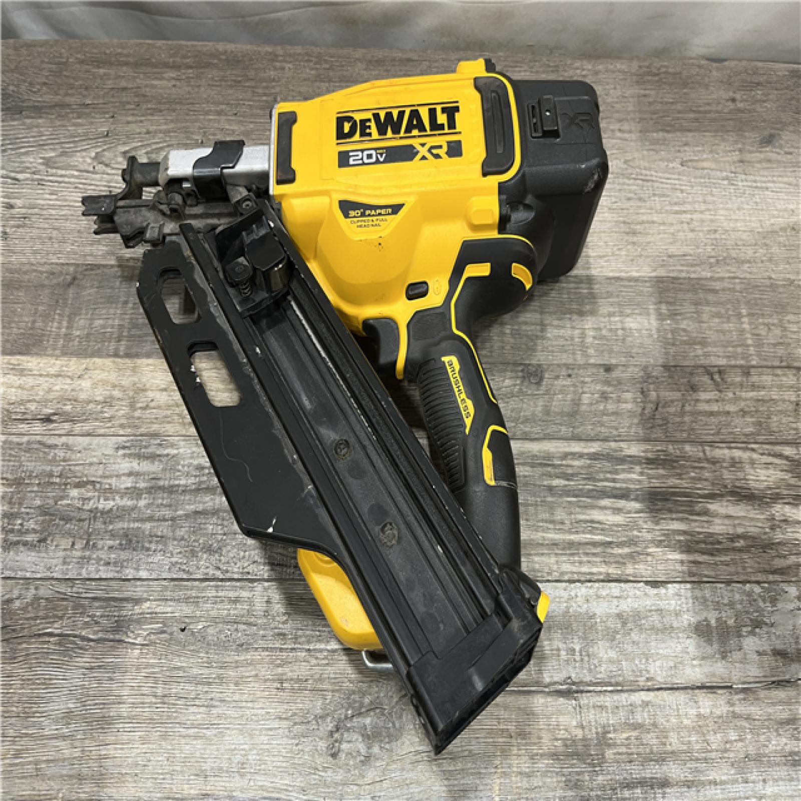 AS-IS DEWALT 20V 30 Degree Cordless Framing Nailer (Tool-Only)