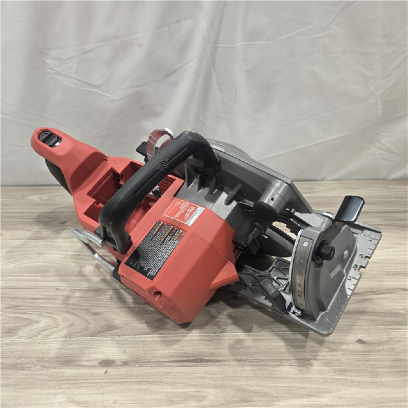 AS-IS MILWAUKEE 7-1/4 REAR HANDLE CIRCULAR SAW (TOOL ONLY)