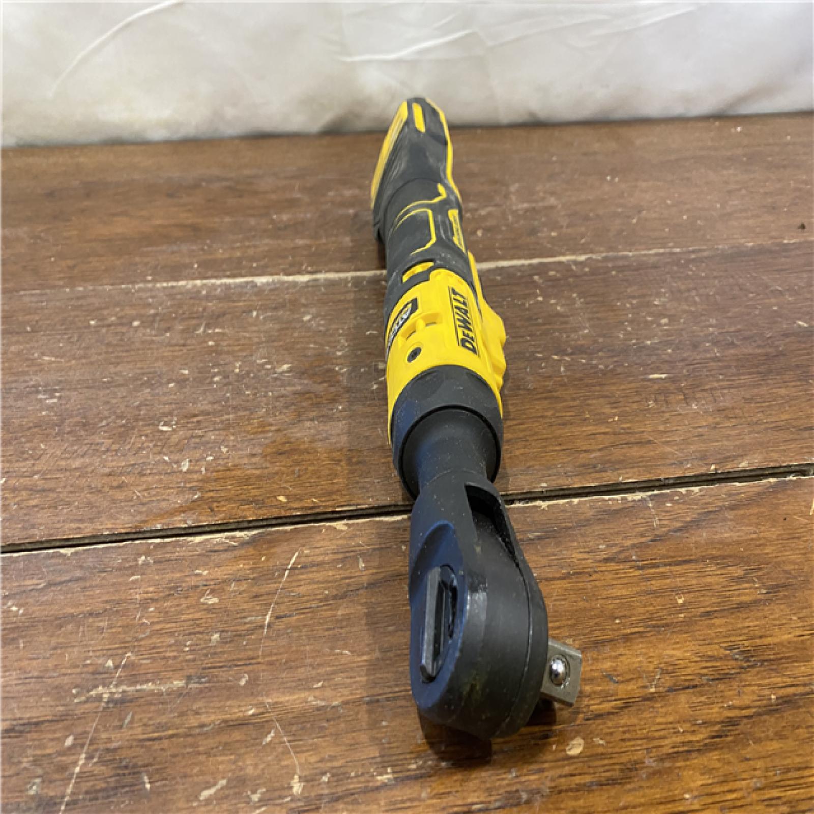 AS-IS ATOMIC 20V MAX Cordless 1/2 in. Ratchet (Tool Only)