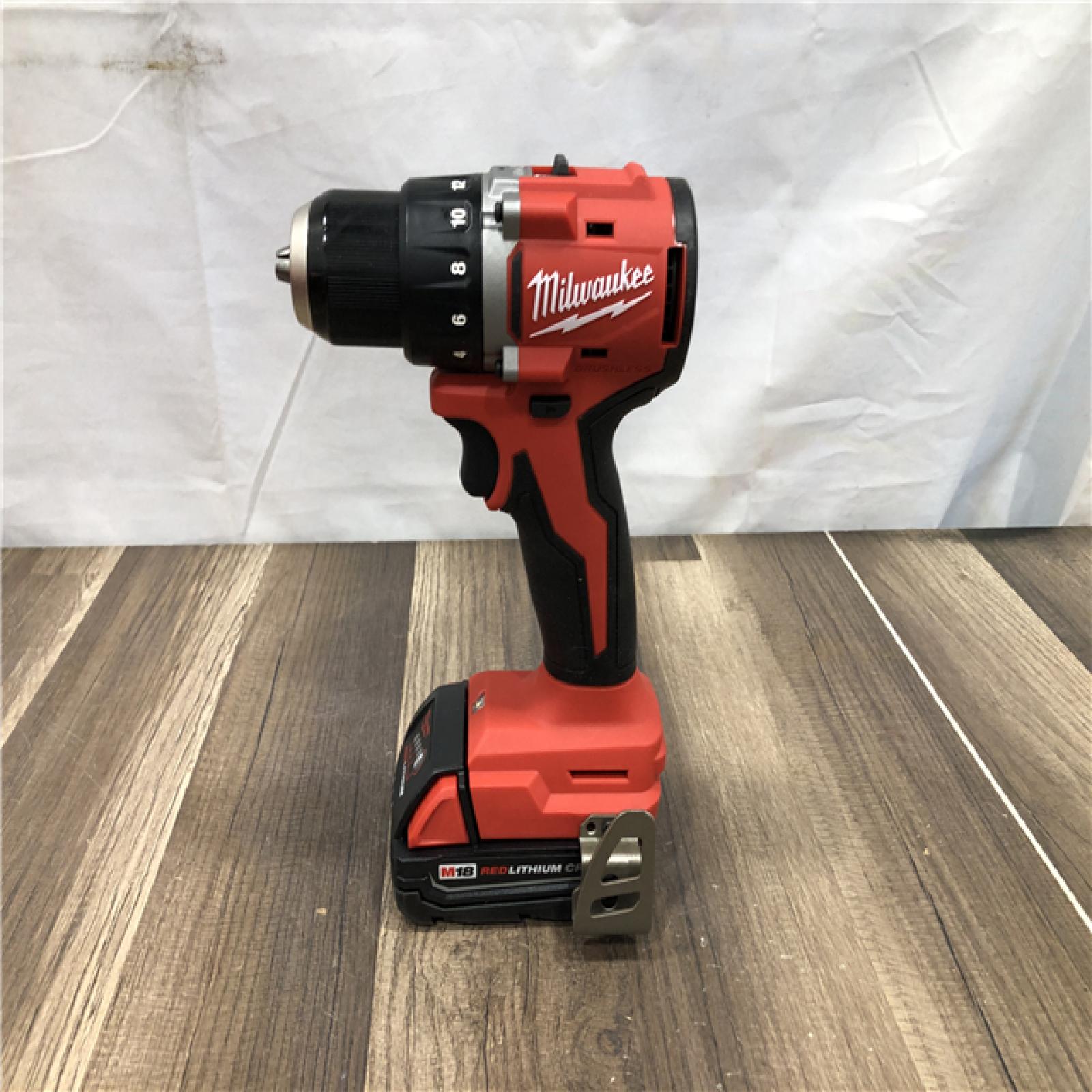 AS-IS Milwaukee 18V Lithium-Ion Brushless Cordless 1/2 in. Compact Drill/Driver with kit