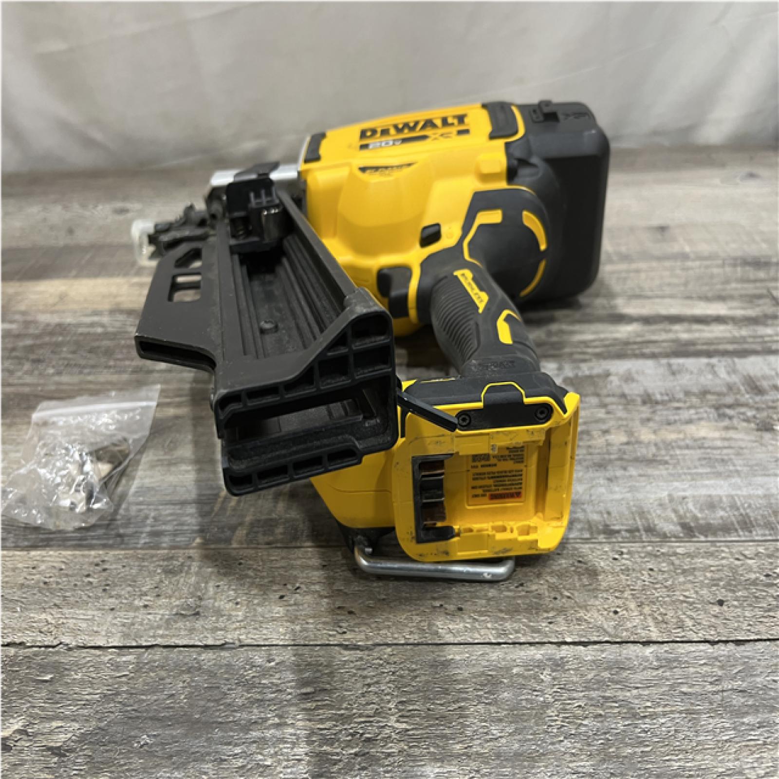 AS-IS DEWALT 20-Volt 21° Cordless Framing Nailer (Tool-Only)
