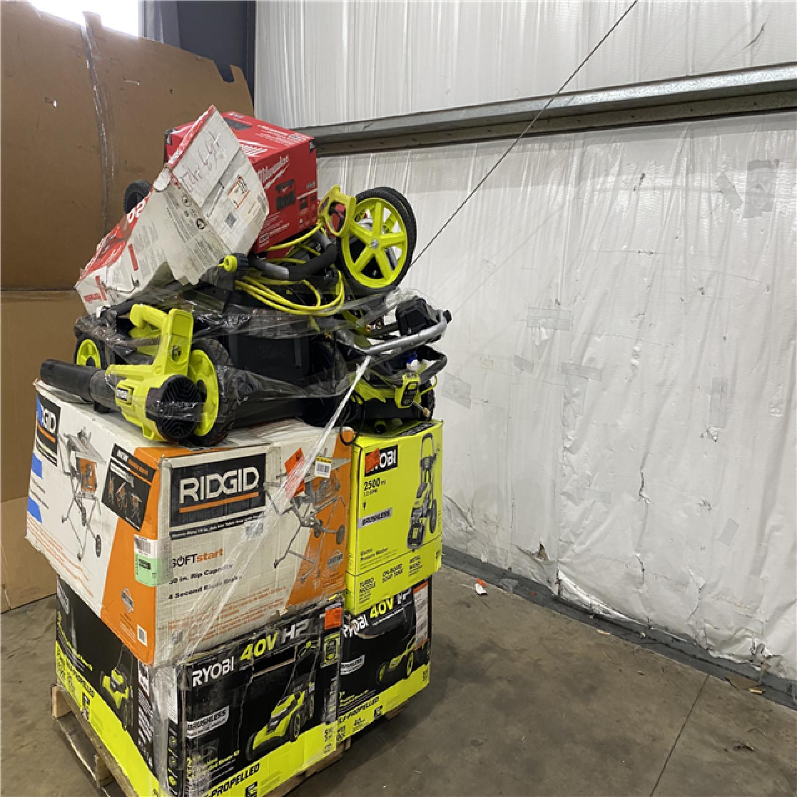 Houston Location AS IS - Tool Pallet