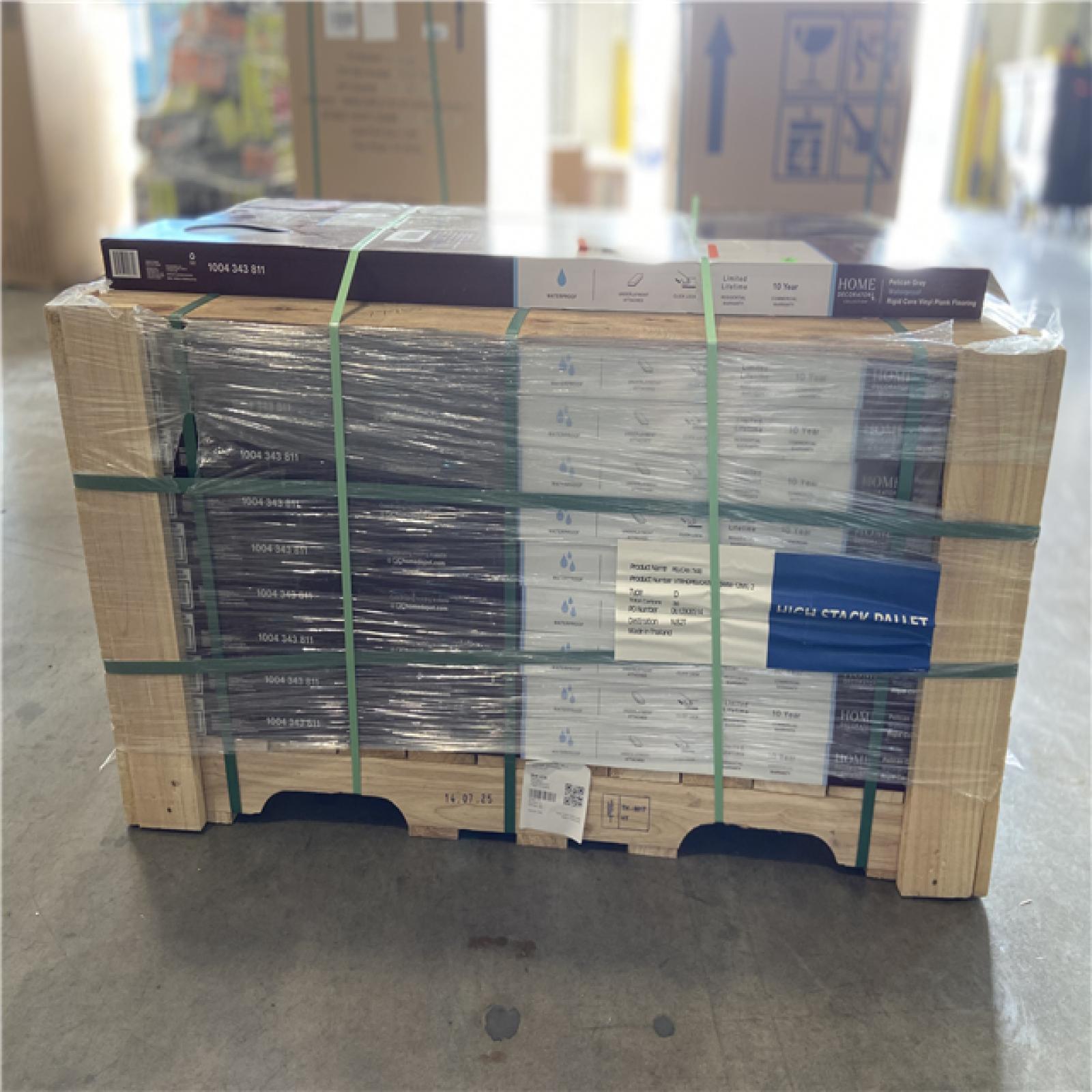 DALLAS LOCATION - Home Decorators Collection Pelican 12 MIL x 7 in. W x 48 in. L Waterproof Click Lock Luxury Vinyl Plank Flooring (23.8 sq.ft./Case) - 39 UNITS