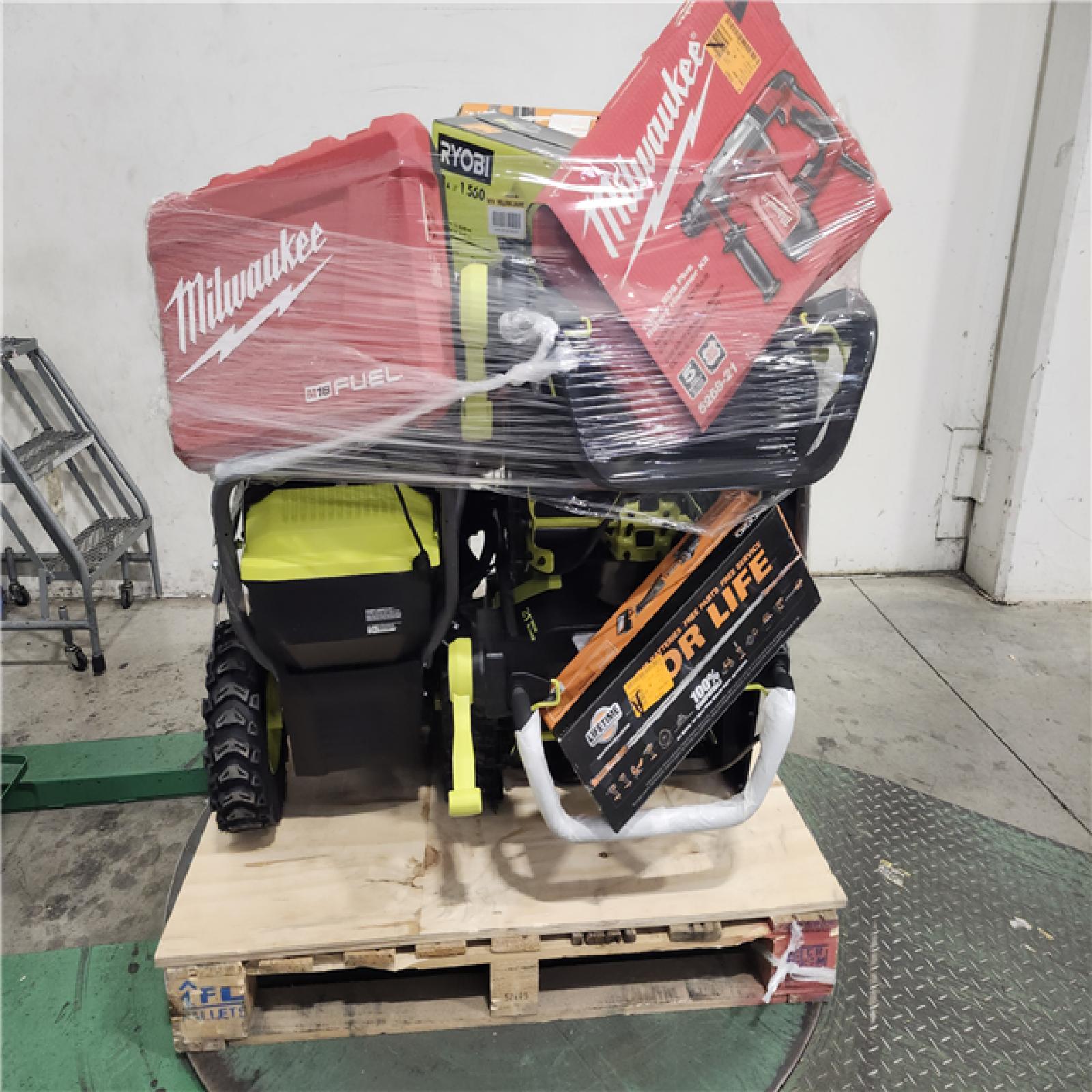 Dallas Location - As-Is Tool Pallet