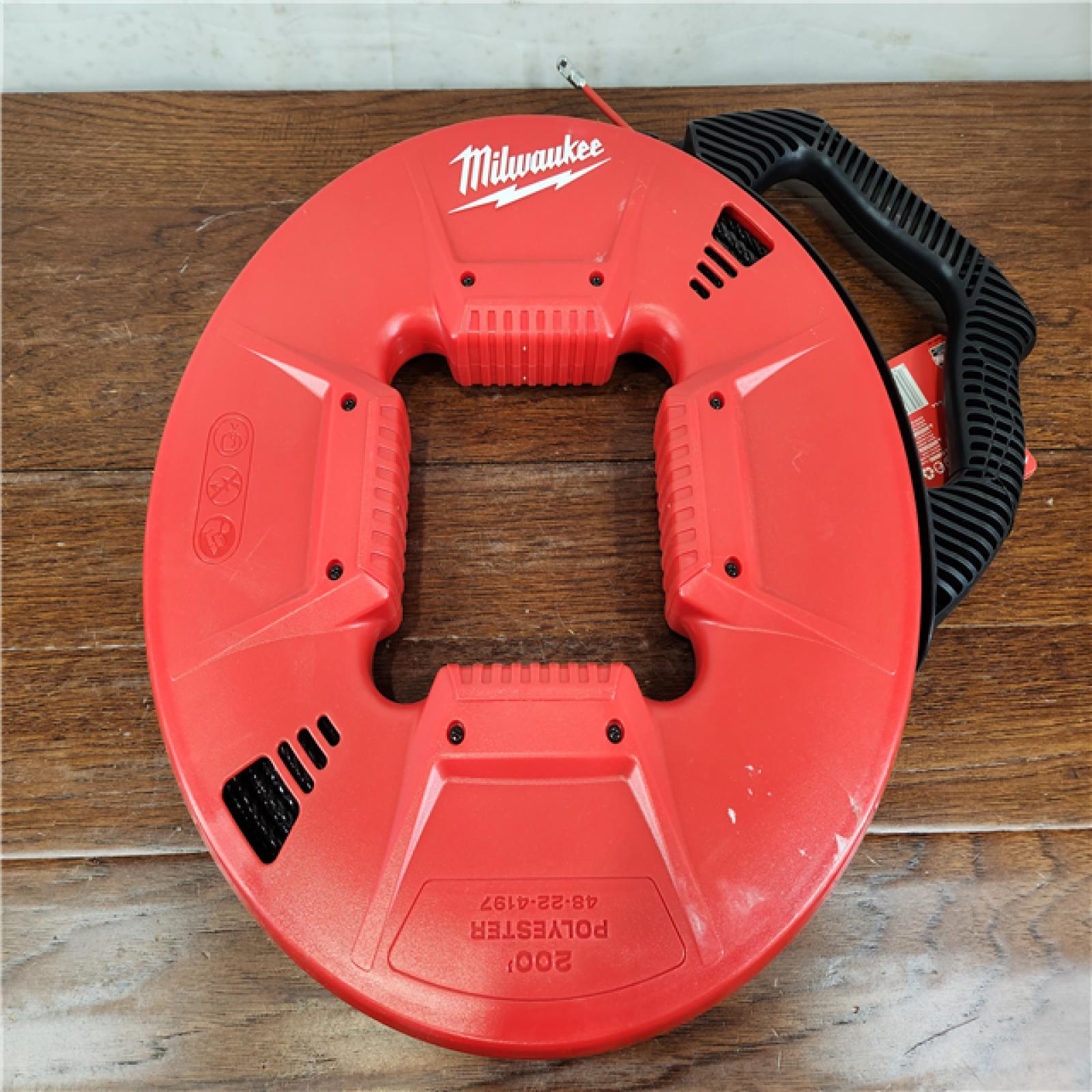 ASIS Milwaukee 200 Ft. Polyester Fish Tape W/ Flexible Metal Leader (Tool Only)