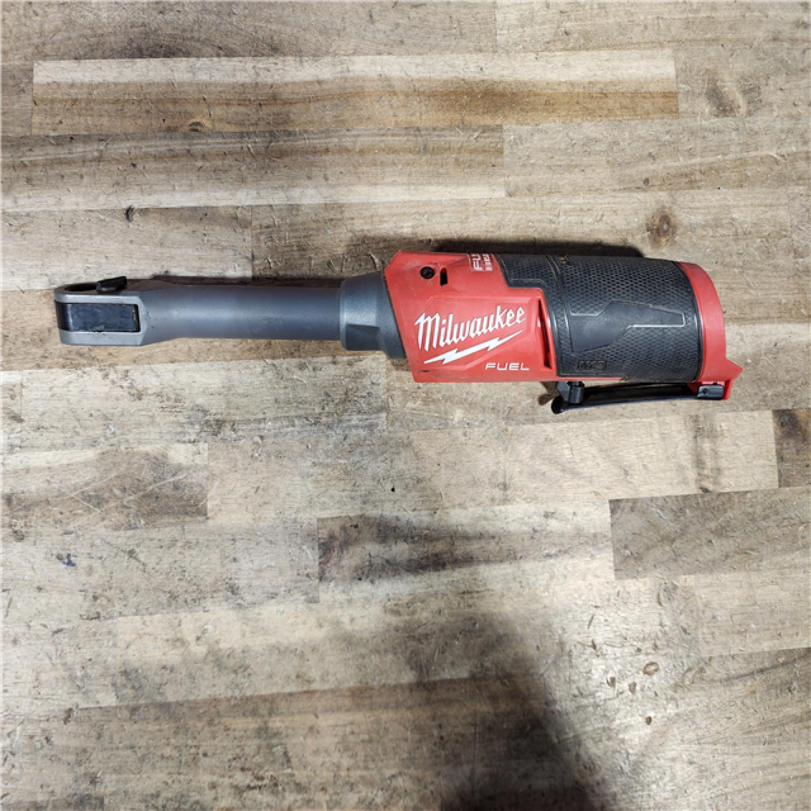 HOUSTON LOCATION - AS-IS Milwaukee FUEL INSIDER 12V Lithium-Ion Brushless Cordless 1/4 in. - 3/8 in. Extended Reach Box Ratchet (Tool-Only)