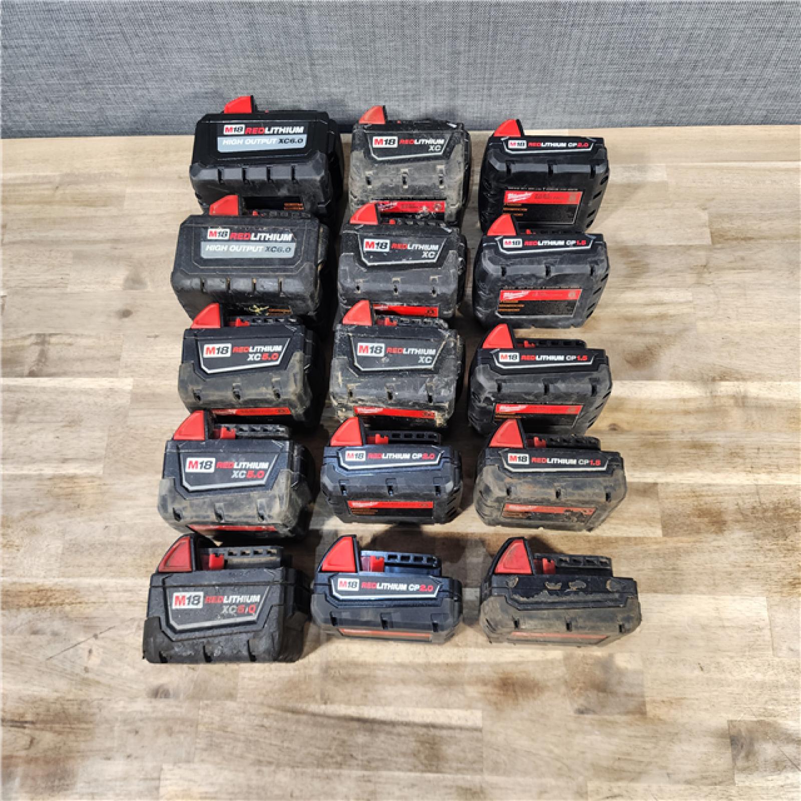 HOUSTON LOCATION - AS-IS MILWAUKEE BATTERY PACK QTY - 15
