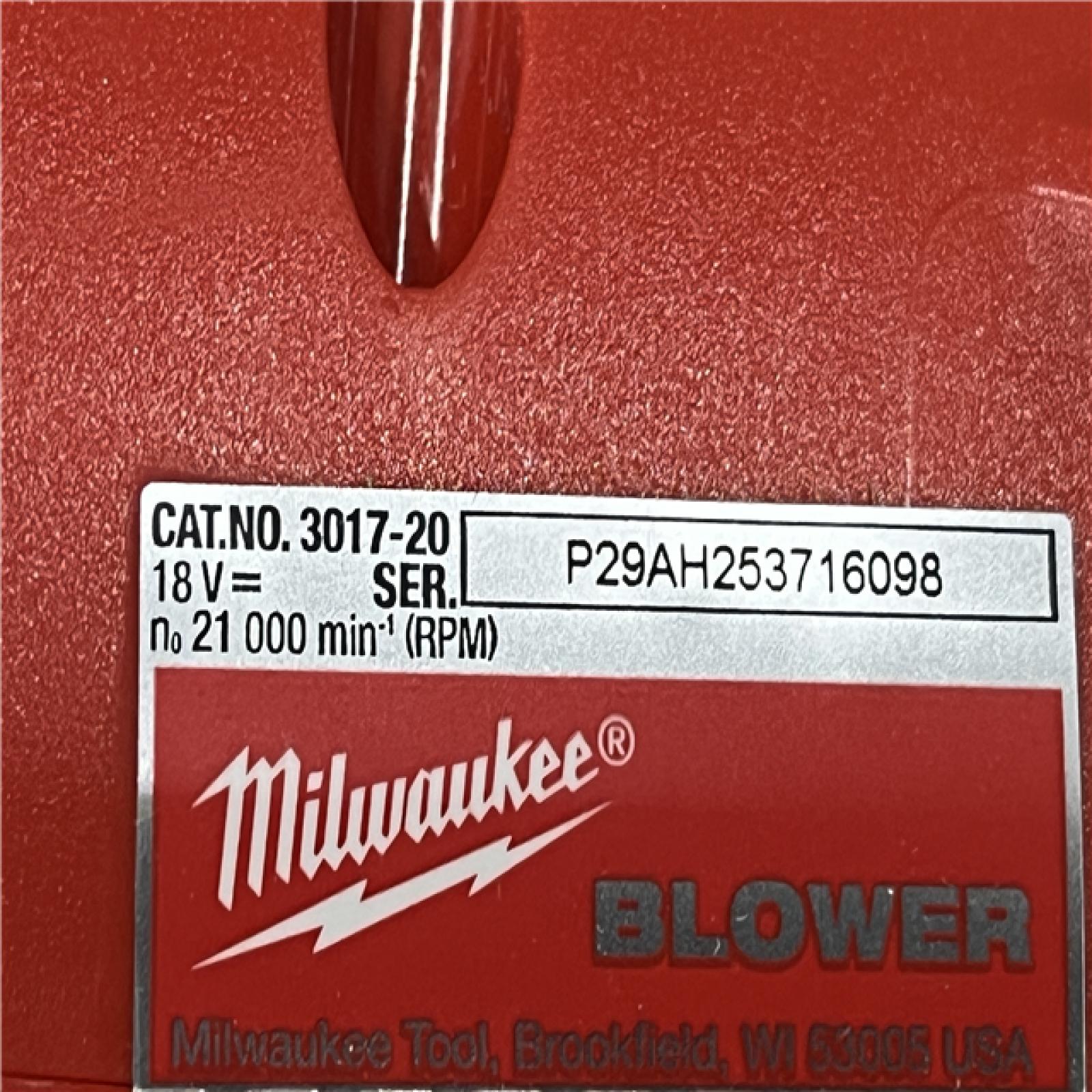 AS-IS Milwaukee FUEL 120 MPH 500 CFM 18V Brushless Cordless Battery Powered Leaf Blower Kit