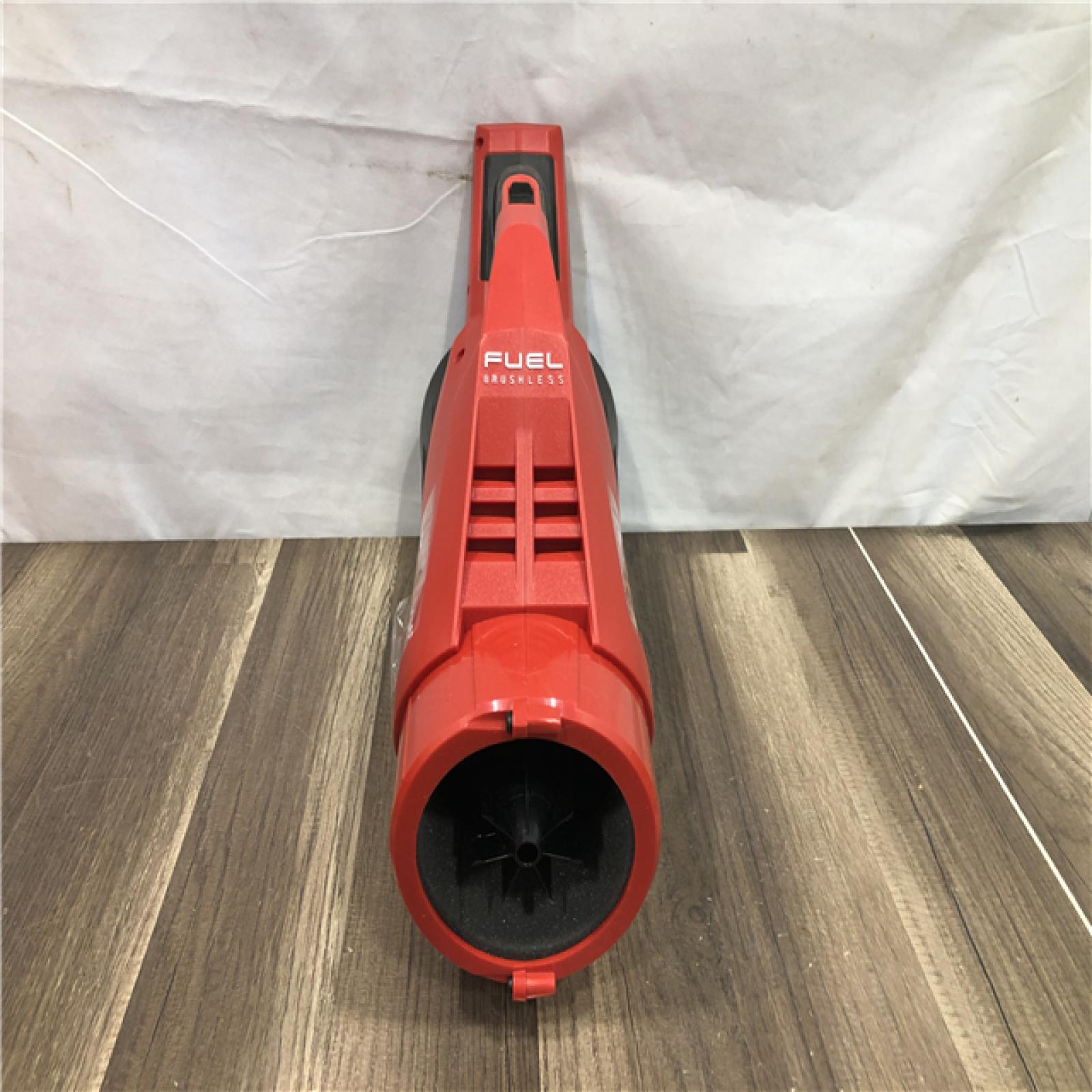 AS-IS Milwaukee FUEL 120 MPH 500 CFM 18V Brushless Cordless Battery Powered Leaf Blower Kit