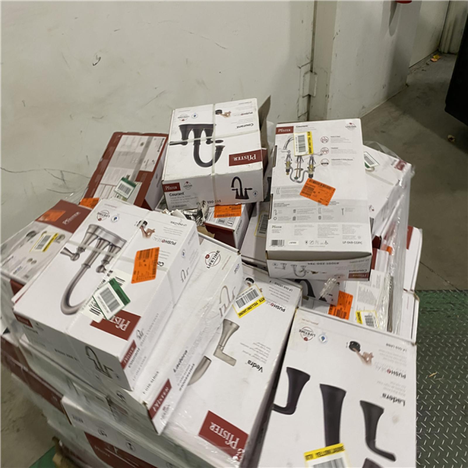 Dallas Location - As-Is Bath & Kitchen Faucets Palllet