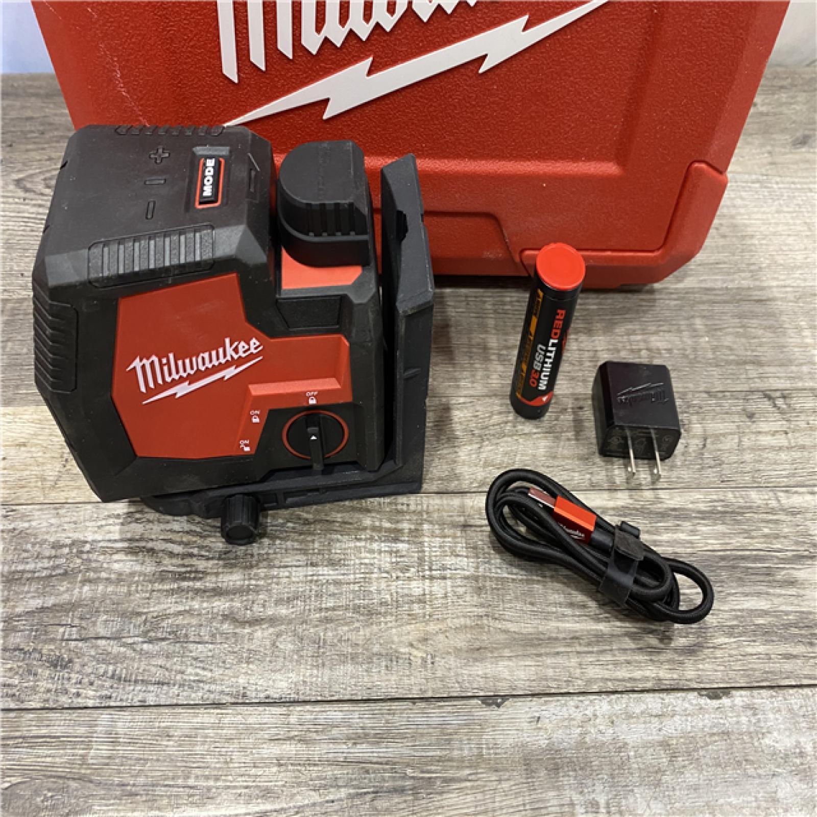 AS-IS Milwaukee 100 ft. REDLITHIUM Lithium-Ion USB Green Rechargeable Cross Line Laser Level Kit