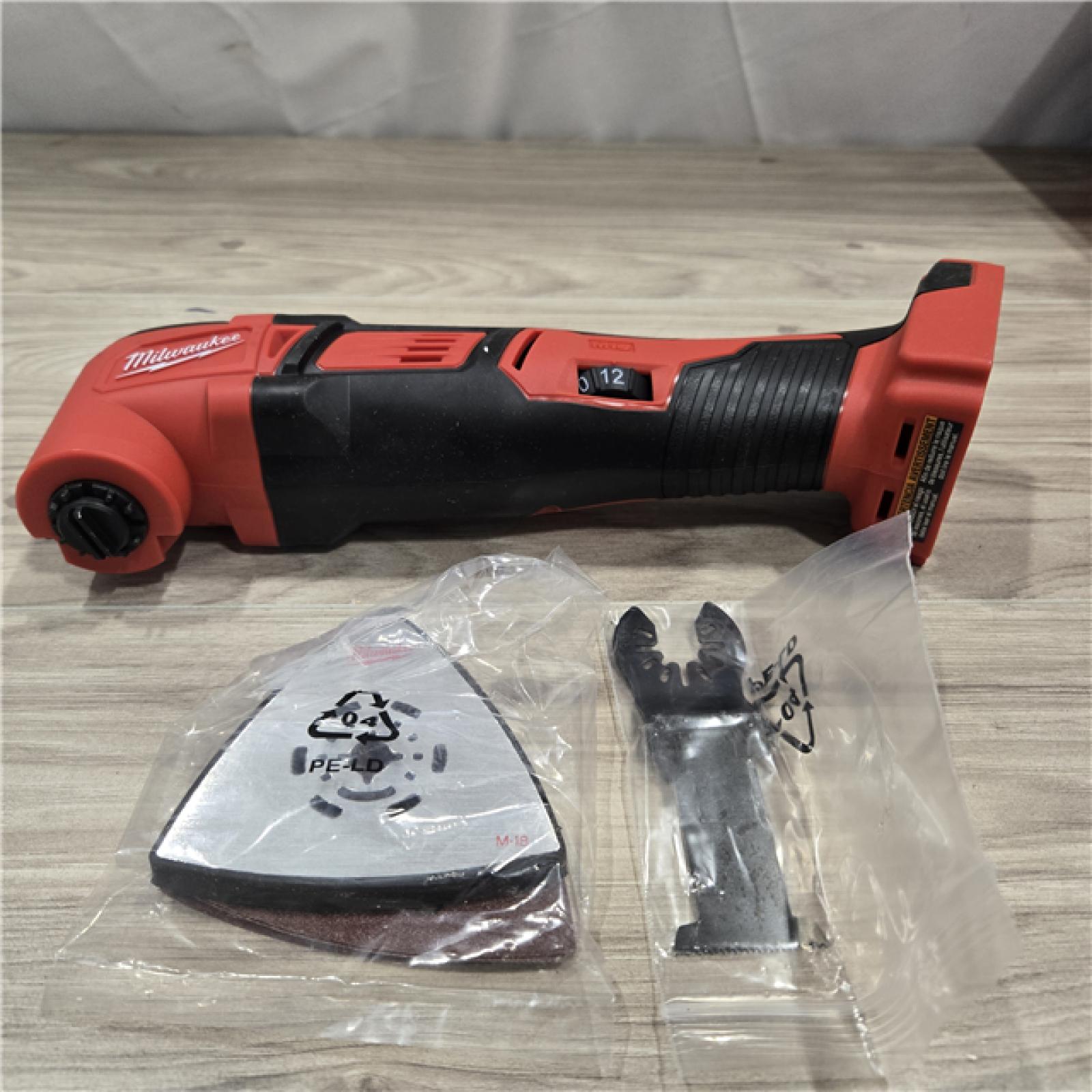 AS-IS Milwaukee 2626-20 M18 Cordless Multi-Tool (Tool Only)