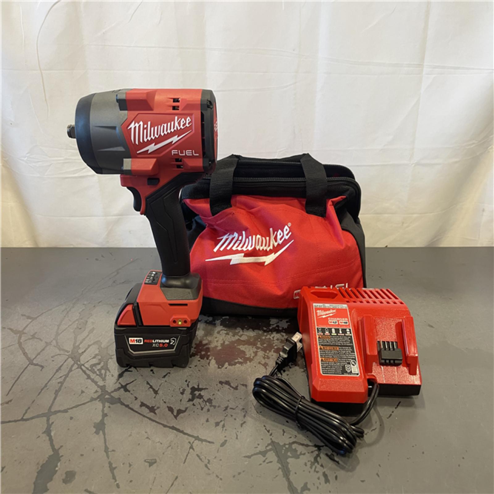 AS-IS- Milwaukee M18 FUEL 1/2 High Torque Impact Wrench with Friction Ring Kit