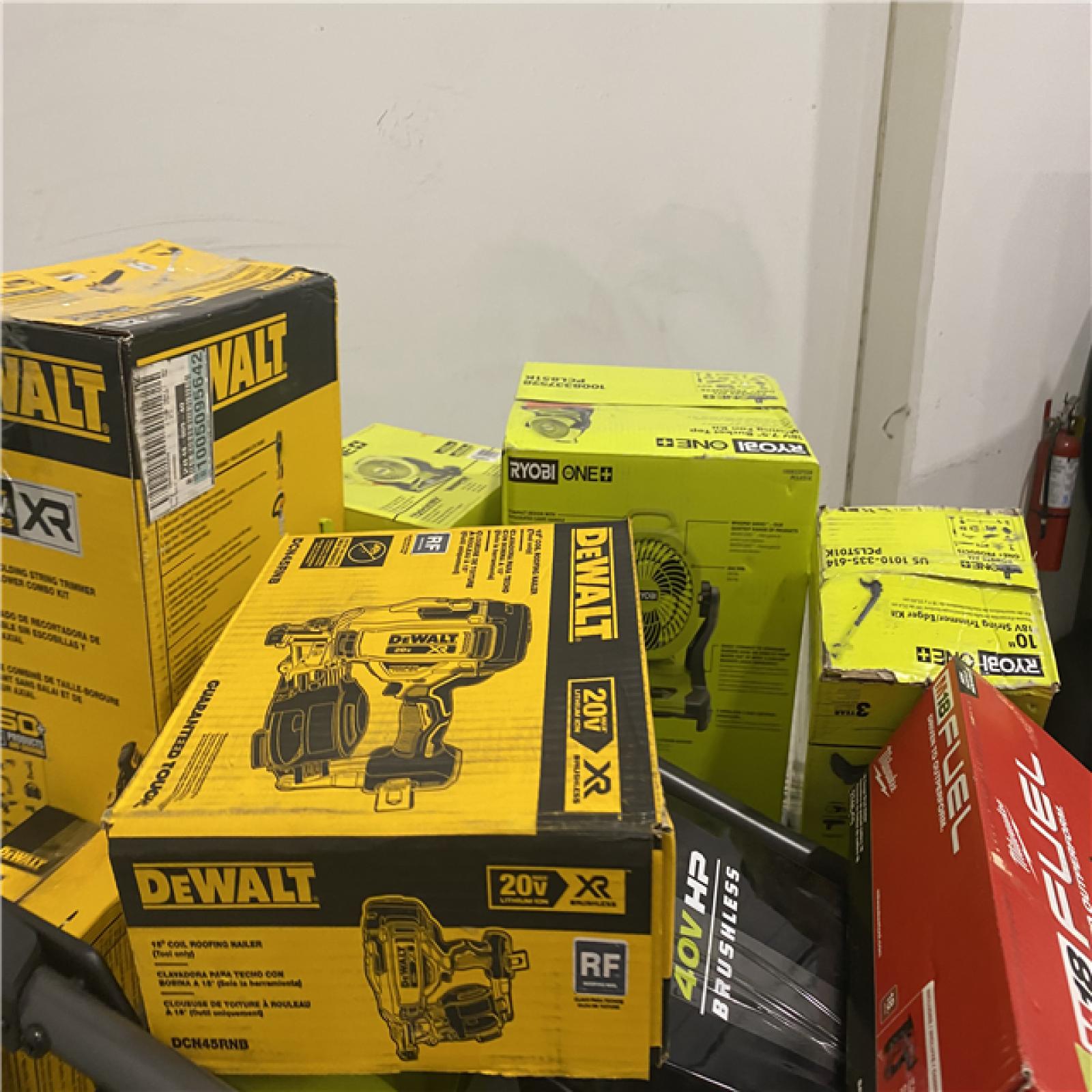 Dallas Location - As-Is Tool Pallet