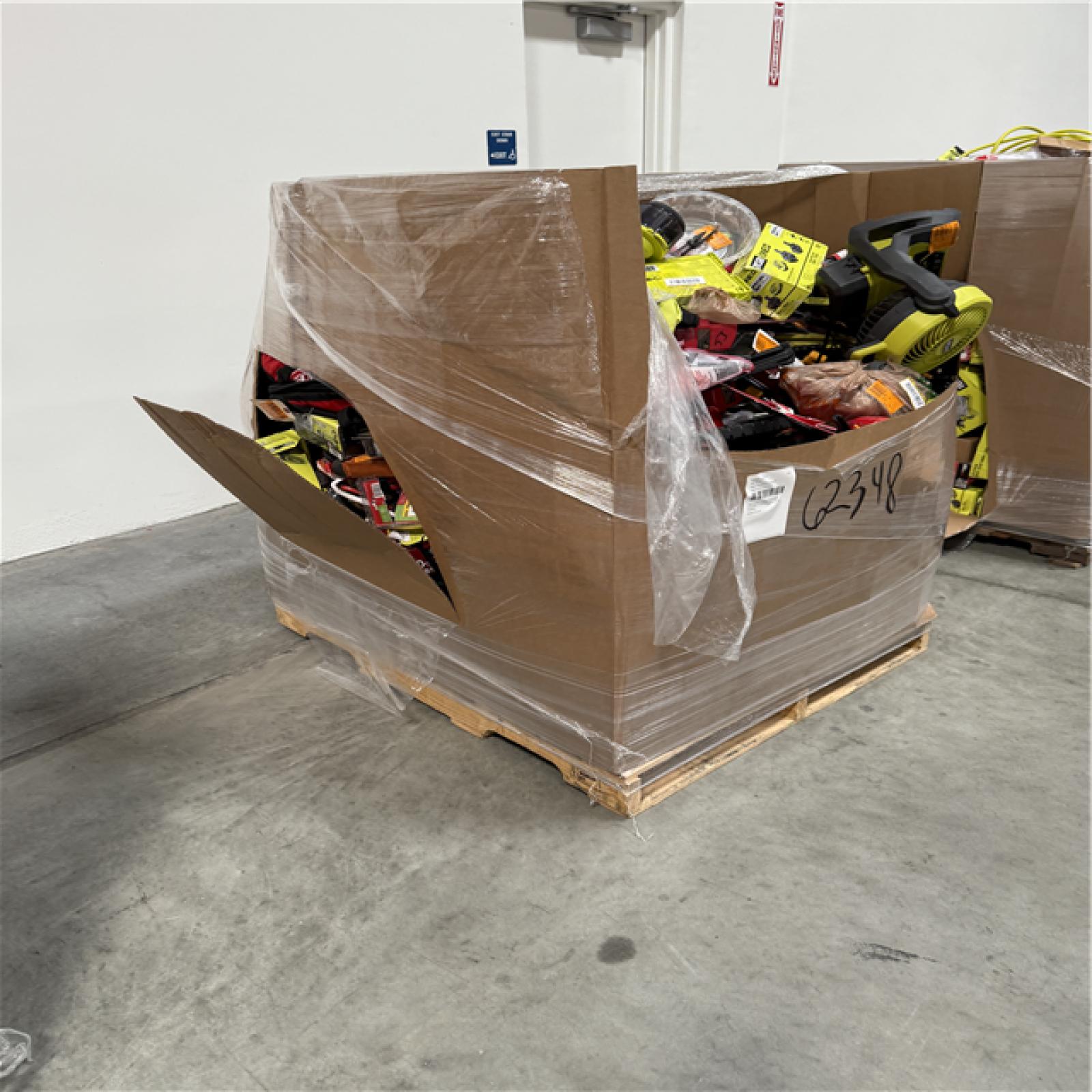 California AS-IS POWER TOOLS Partial Lot (3 Pallets) P-R062348