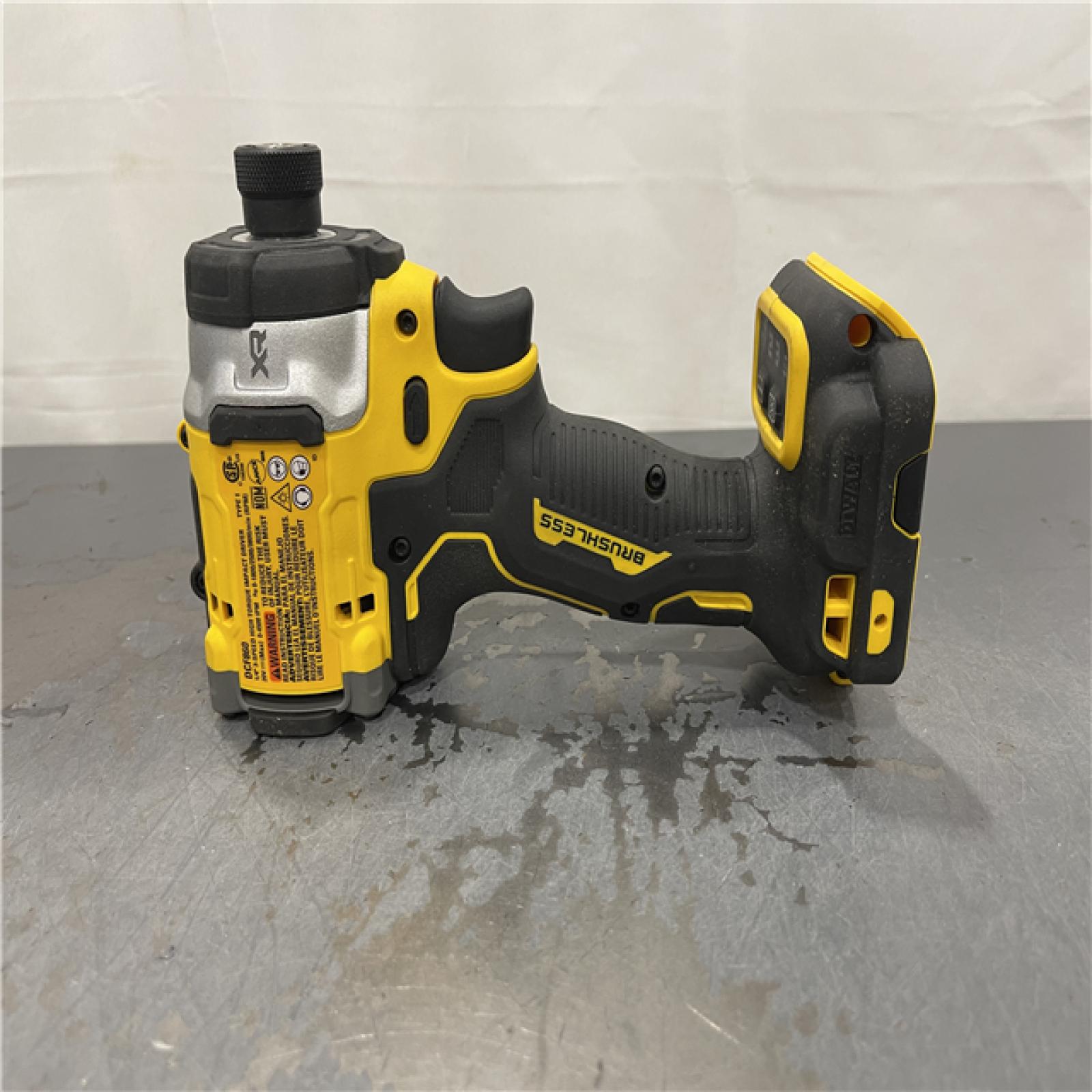 AS-IS - DeWalt Corded Pneumatic 16-Gauge 1 in. Crown Lathing Stapler