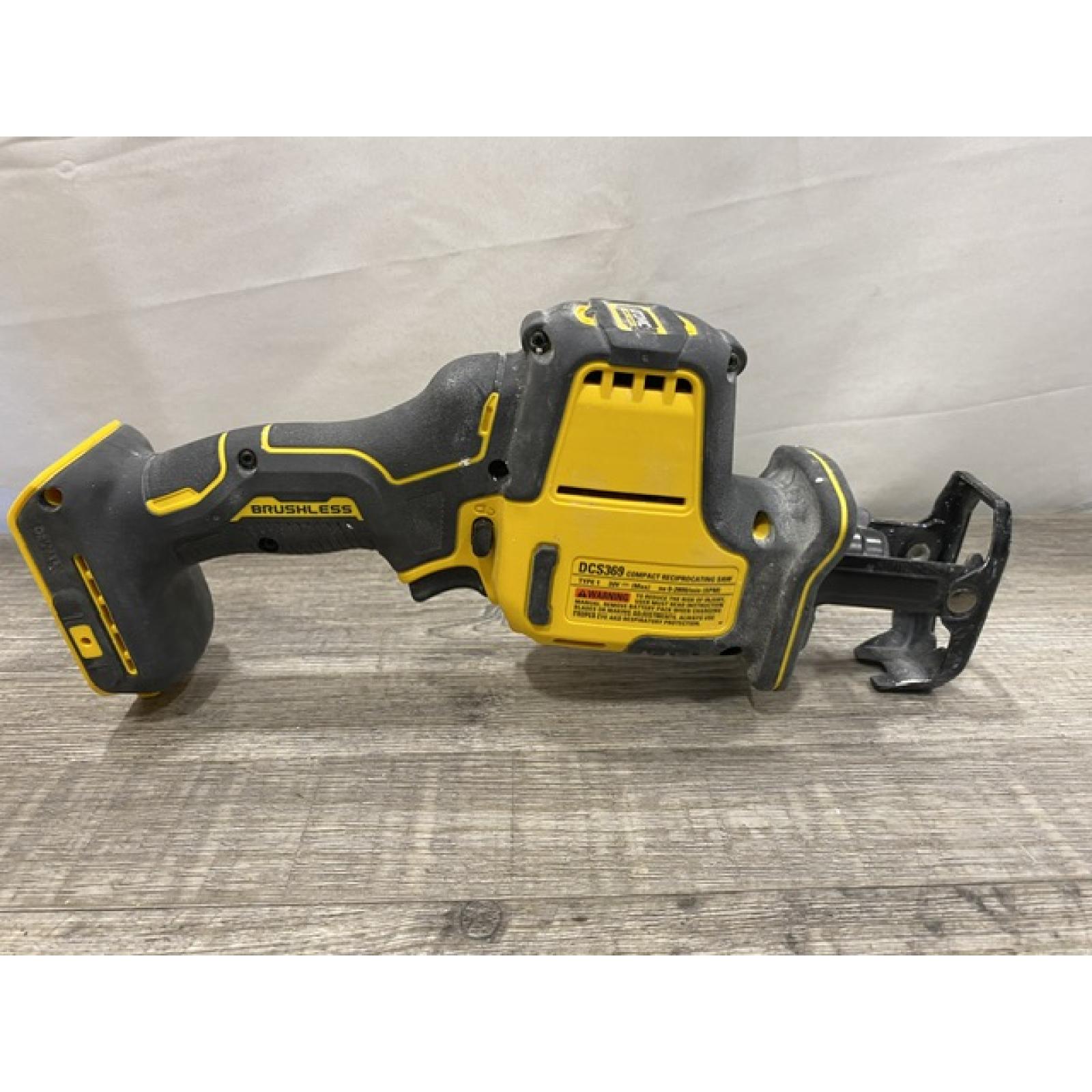 AS-IS DEWALT ATOMIC 20V MAX Cordless Brushless Compact Reciprocating Saw (Tool Only)