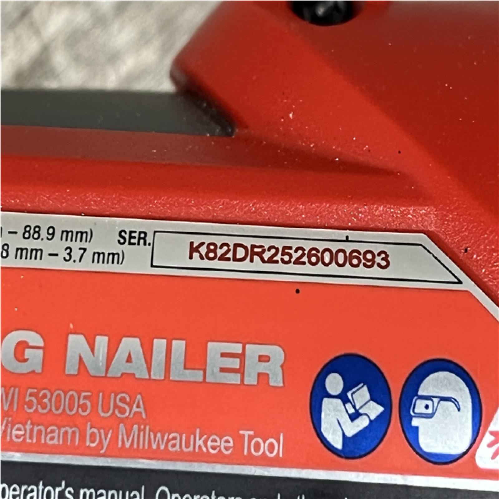 AS-IS Milwaukee FUEL 3-1/2 in 18V 21-Degree Lithium-Ion Brushless Cordless Nailer (Tool Only)