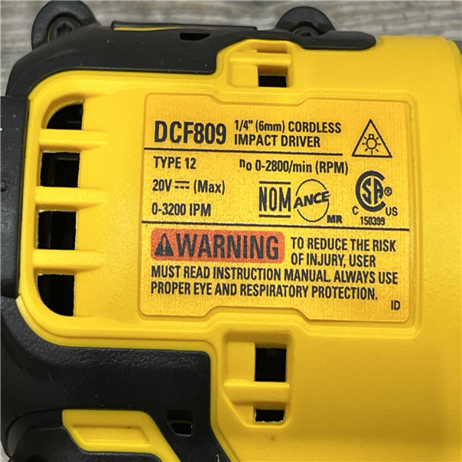 AS-IS DEWALT ATOMIC 20-Volt MAX Lithium-Ion Cordless Combo Kit