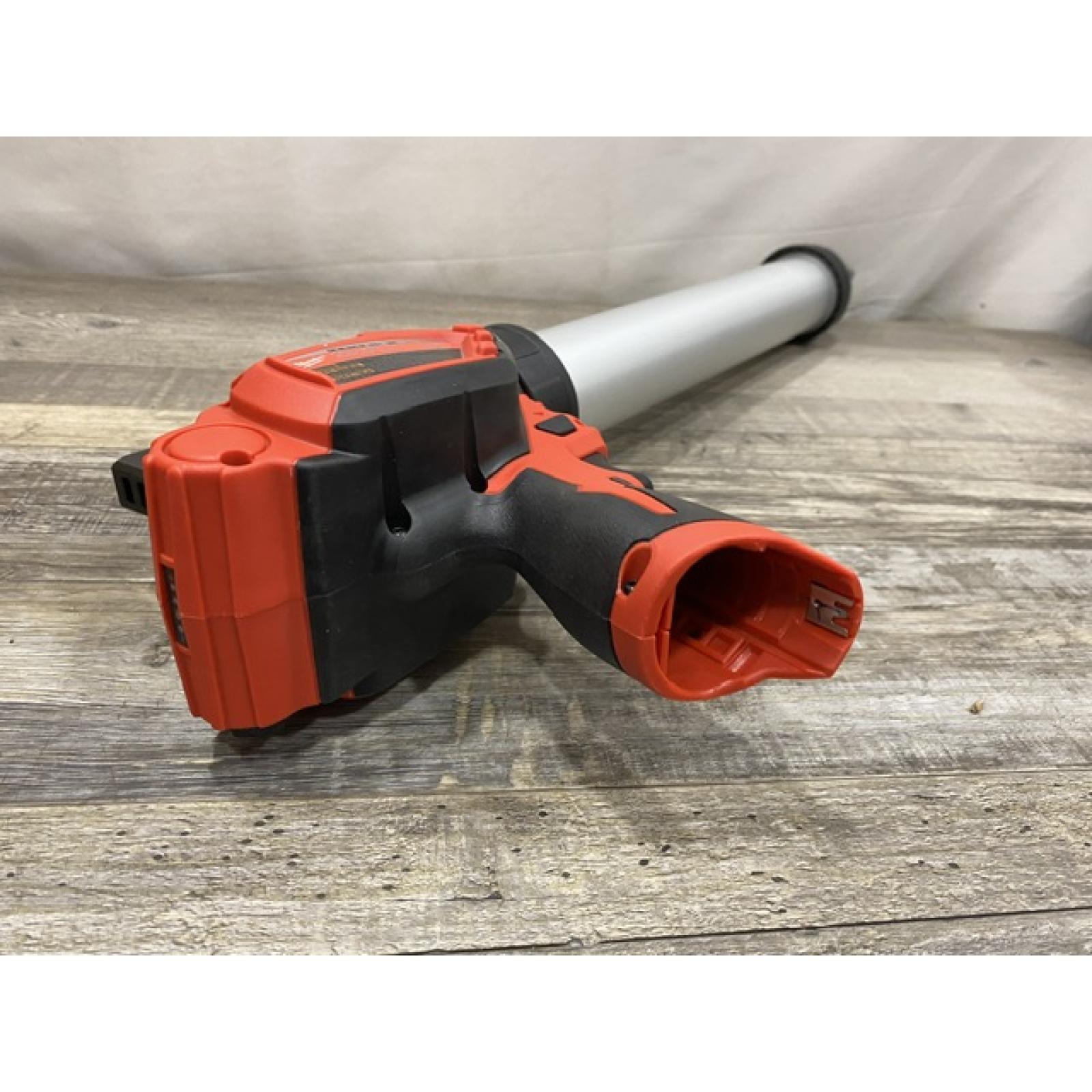 AS-IS Milwaukee 12V Lithium-ion Cordless 20 oz. Aluminum Barrel Adhesive and Caulk Gun Kit