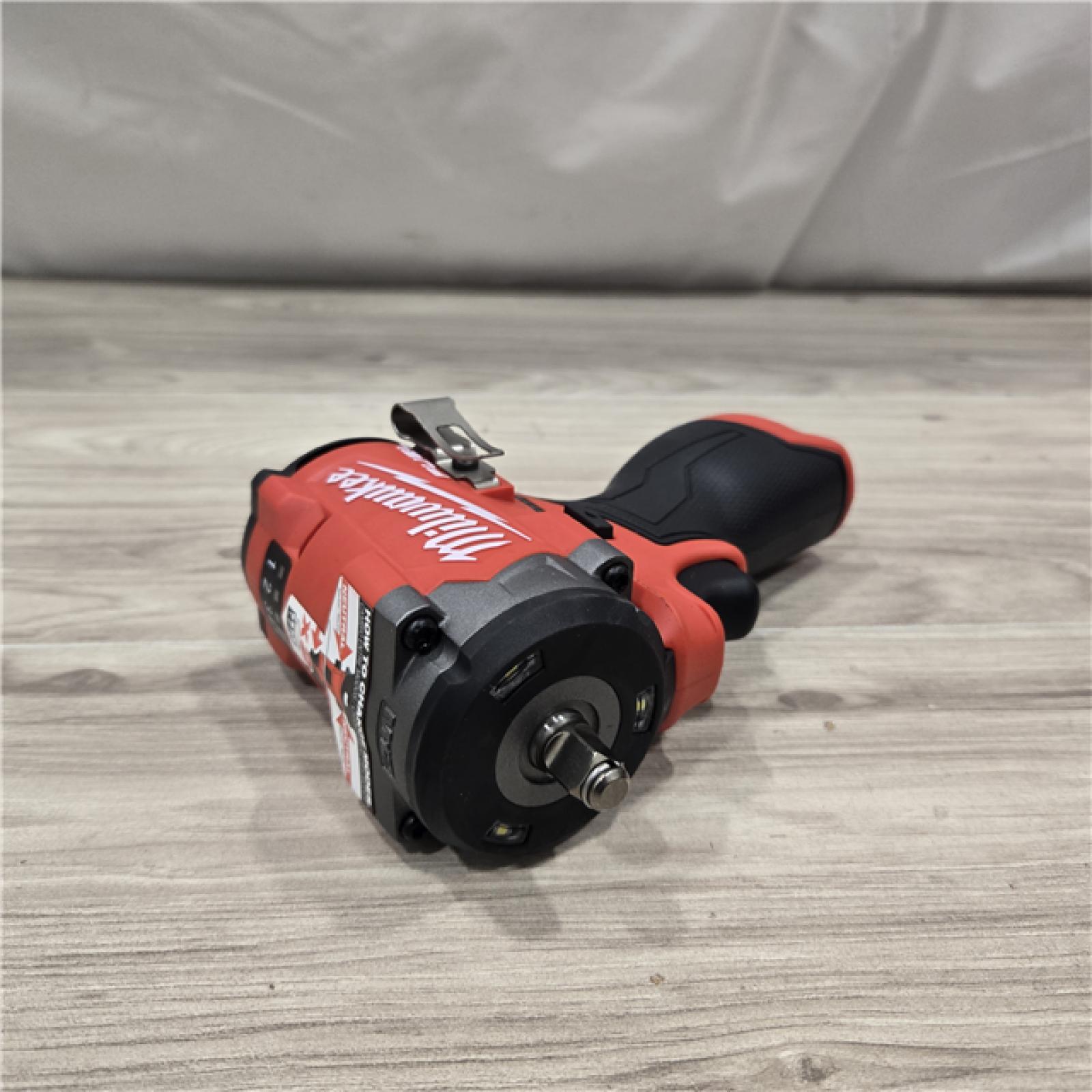 AS-IS Milwaukee M12 FUEL 12V Li-Ion Cordless Stubby 3/8 in. Impact Wrench Kit