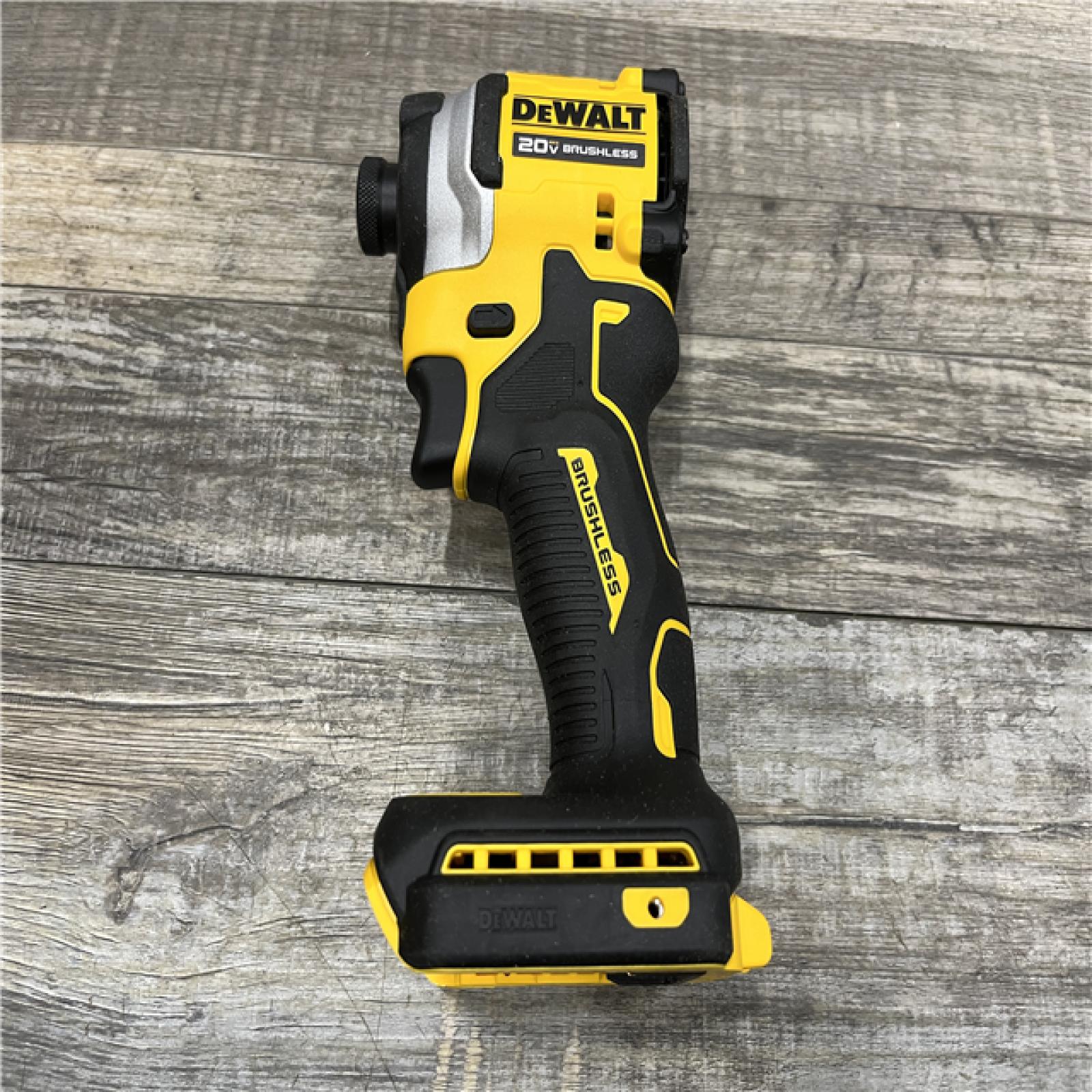 AS-IS DEWALT ATOMIC 20V MAX Lithium-Ion Cordless 1/4 in. Brushless Impact Driver Kit