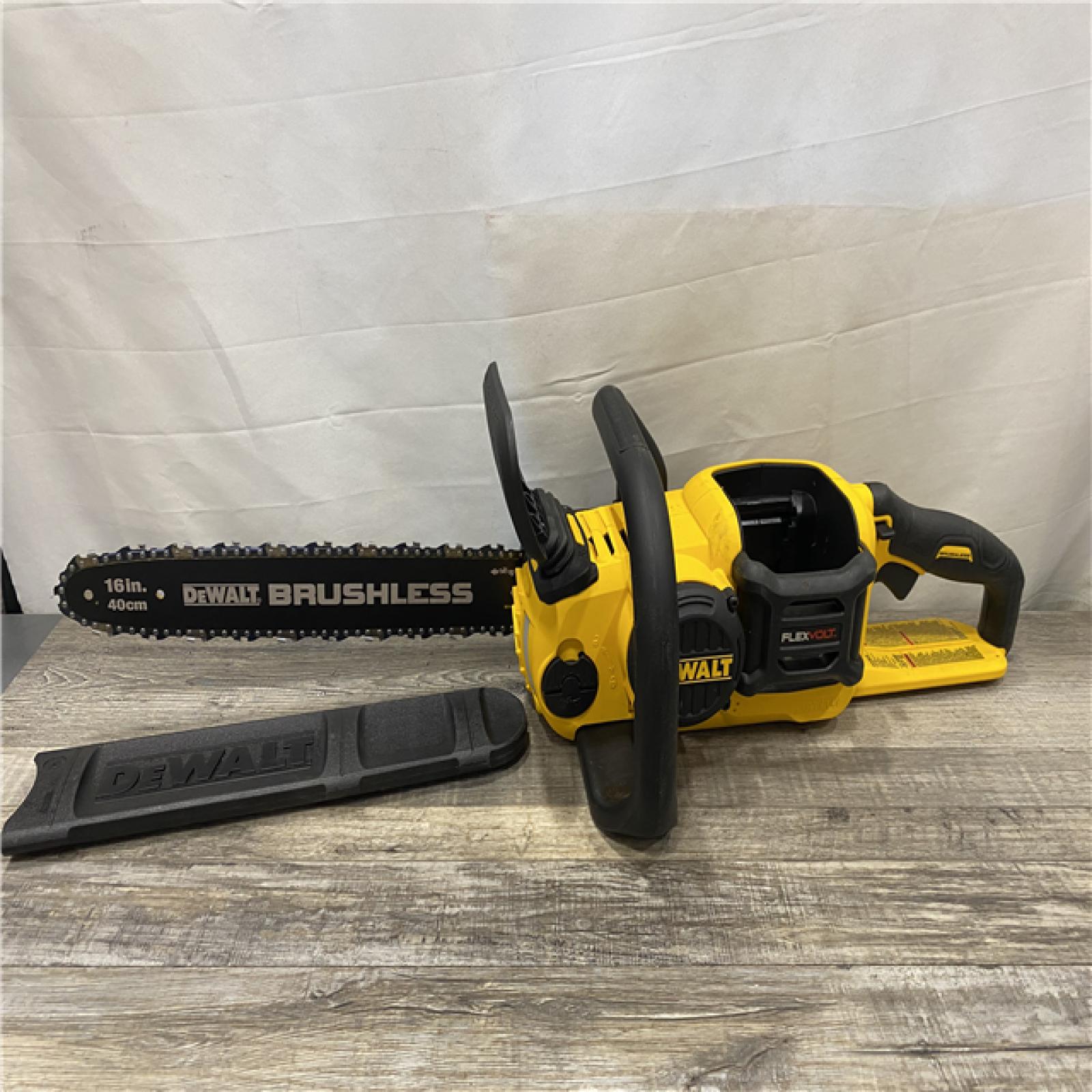 AS-IS DEWALT FLEXVOLT 60V MAX 16in. Brushless Cordless Battery Powered Chainsaw Kit