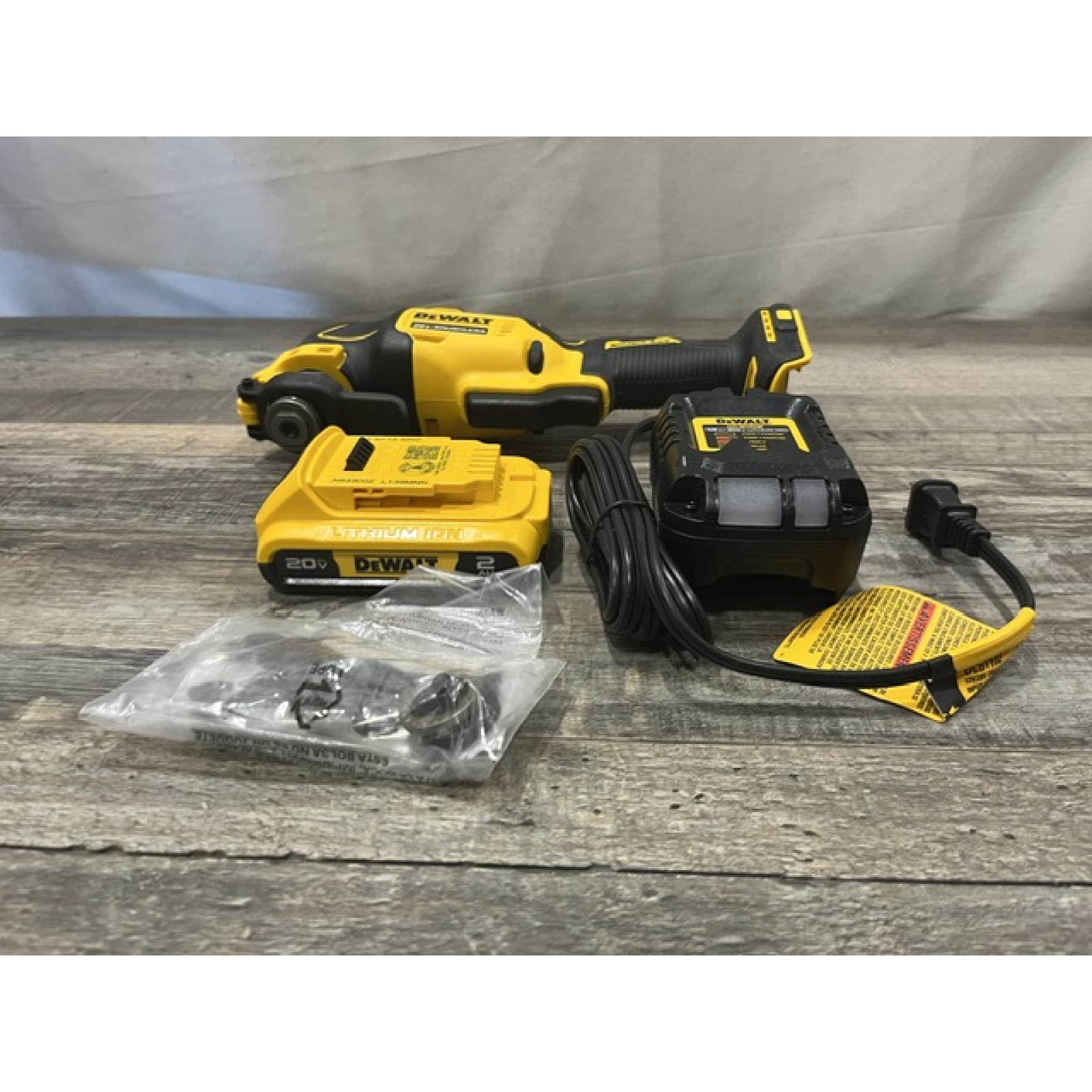 AS-IS DEWALT ATOMIC 20V MAX Cordless Brushless Oscillating Multi Tool Kit