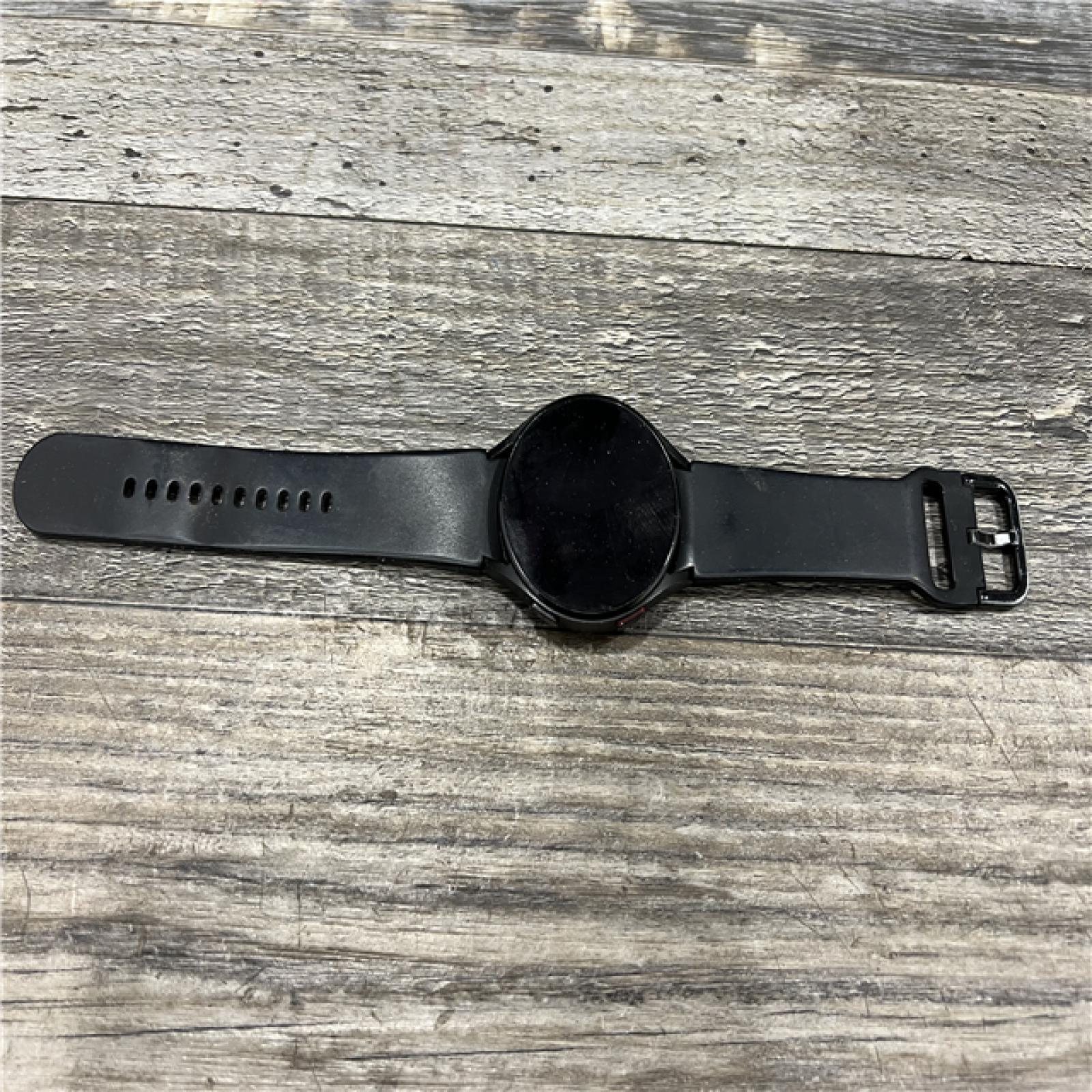 AS-IS SAMSUNG Galaxy Watch 4 44mm Bluetooth - SM-R870