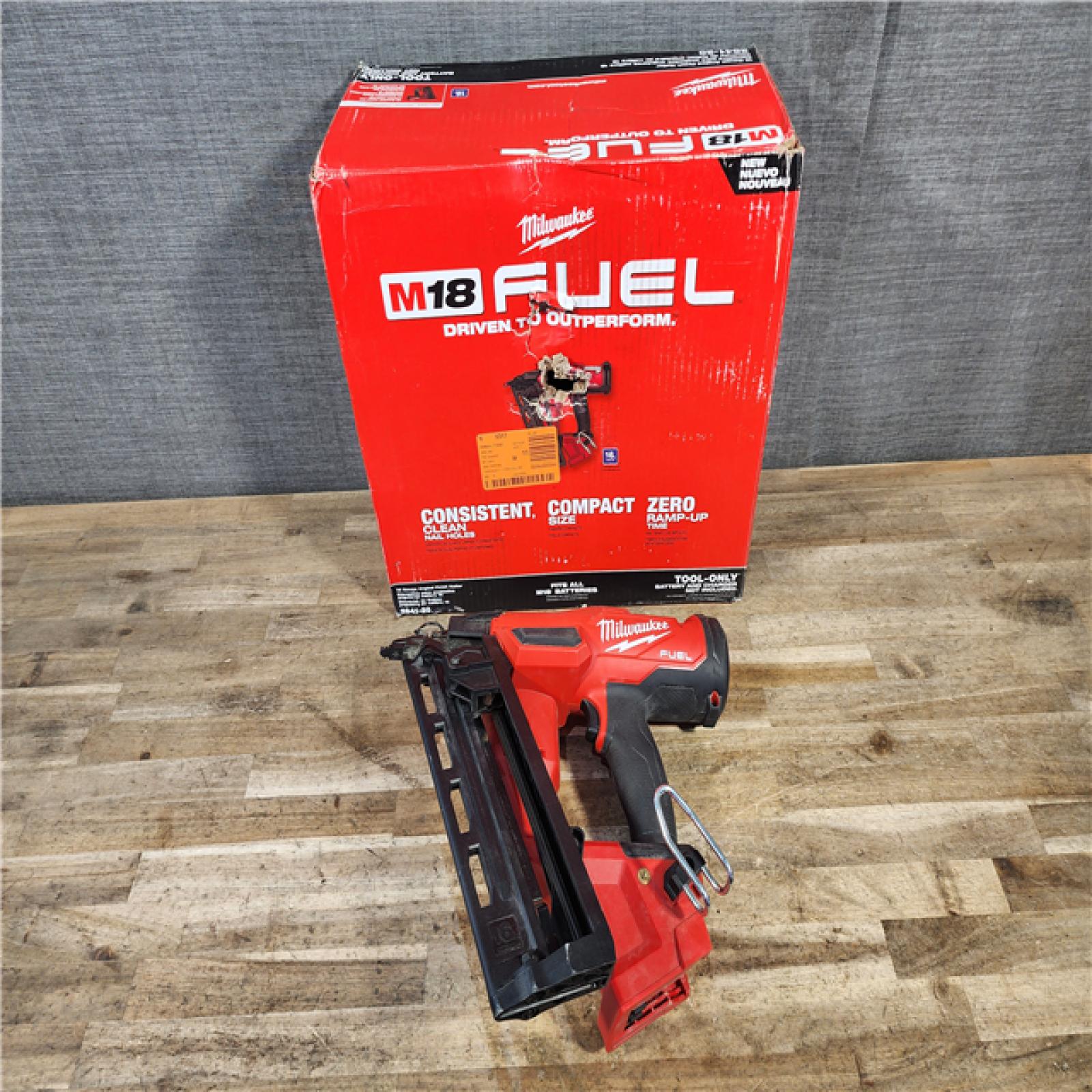 HOUSTON LOCATION - AS-IS Milwaukee  FUEL 18-Volt Lithium-Ion Brushless Cordless Gen II 16-Gauge Angled Finish Nailer (Tool-Only)
