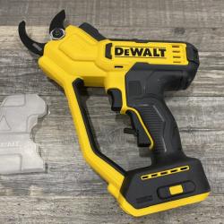 AS-IS DEWALT 20V MAX Cordless Battery Powered Pruner Kit