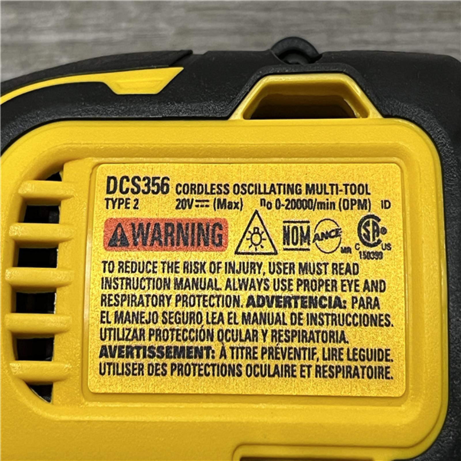 AS-IS DEWALT 20V MAX XR Cordless Brushless 3-Speed Oscillating Multi Tool Kit