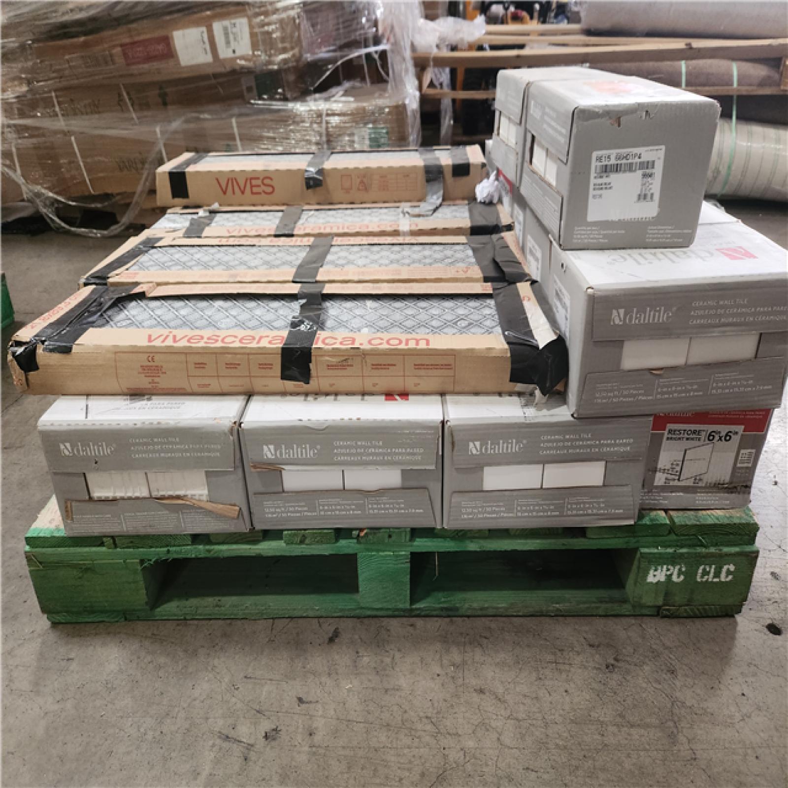 Phoenix Location Mixed Wall Tile (Arhus -Cr Negro and Daltile Restore Bright White) (28 Cases/ 300+ SqFt)