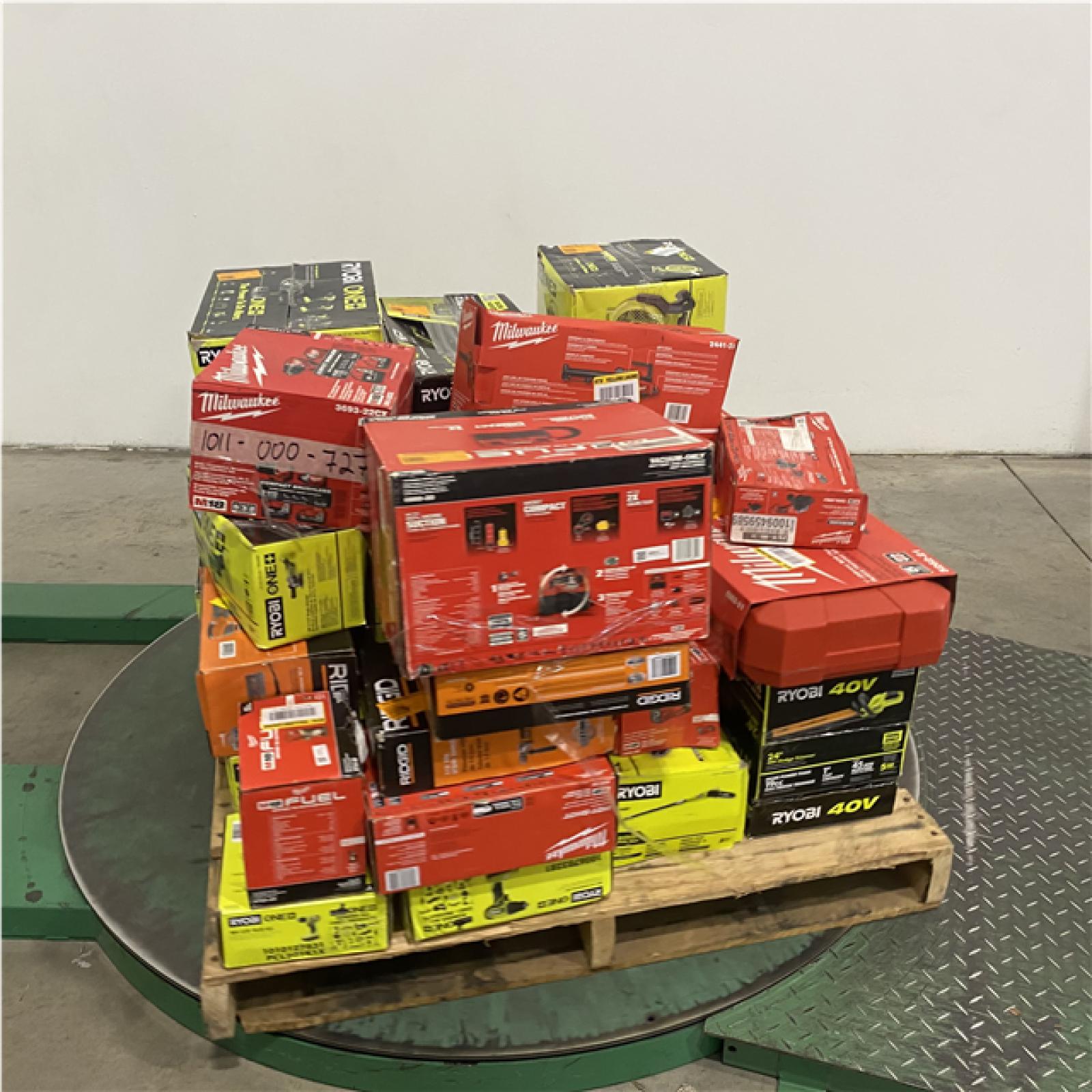 Dallas Location - As-Is Tool Pallet