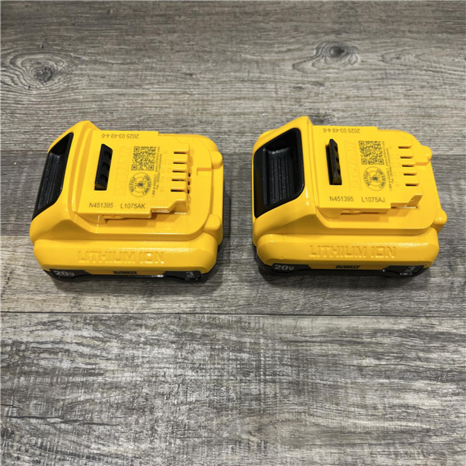 AS-IS DEWALT 20V MAX Compact Lithium-Ion 3.0Ah Battery Pack (2 Pack)