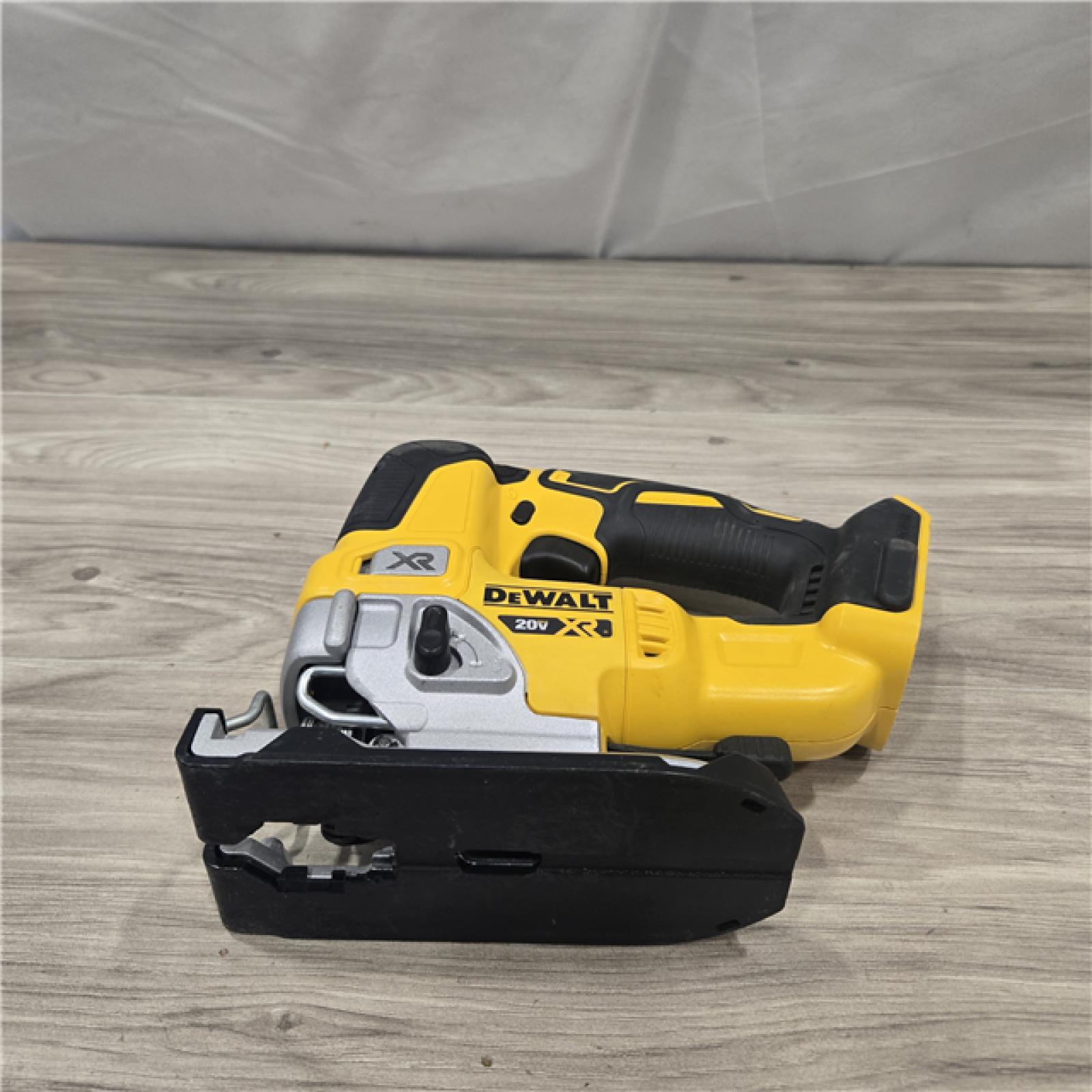 AS-IS DeWalt 20V MAX XR Cordless Jigsaw (Tool Only)