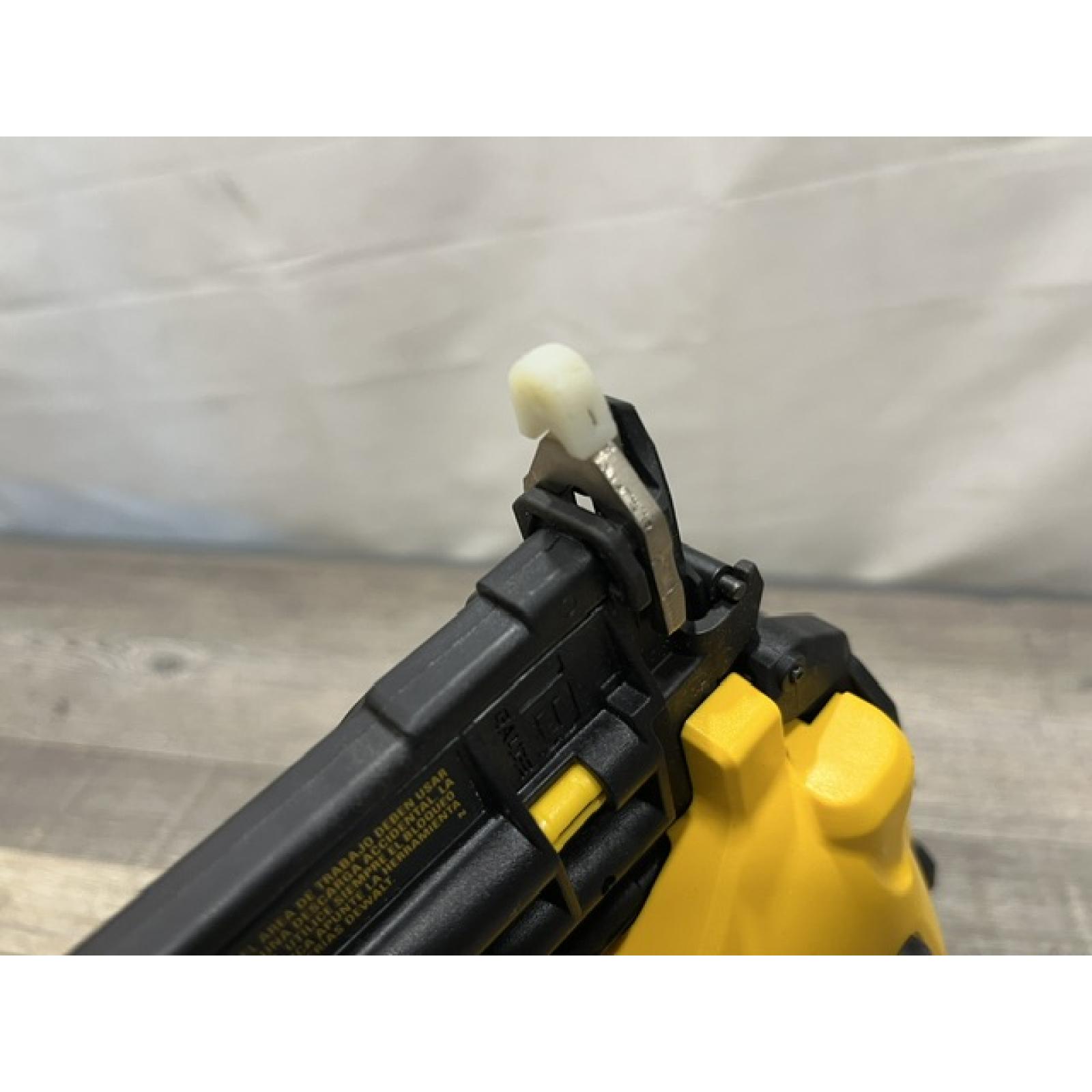 AS-IS DEWALT 20V MAX XR 18 Gauge Cordless Brad Nailer (Tool Only)