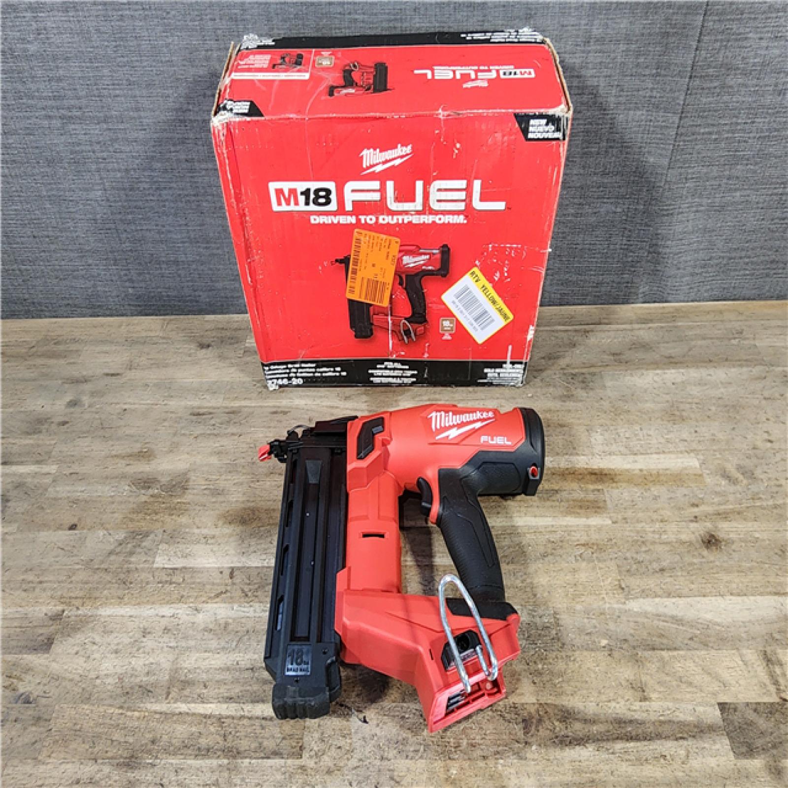 HOUSTON LOCATION - AS-IS (APPEARS LIKE NEW) Milwaukee M18 Fuel 18V Brushless 18-Gauge Brad Nailer 2746-20 (Bare Tool)