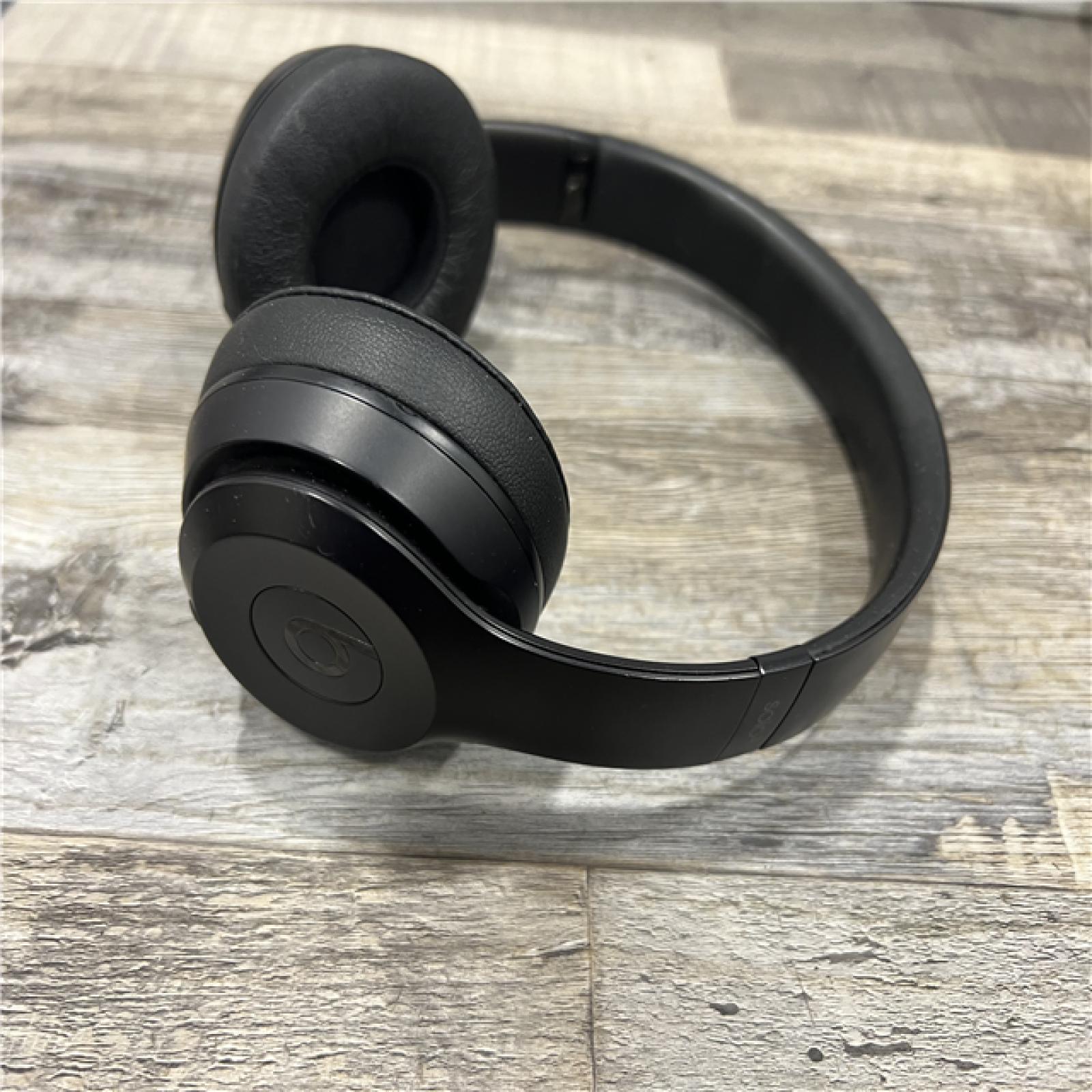 AS-IS Beats Solo3 Wireless On-Ear Headphones - Black Matte