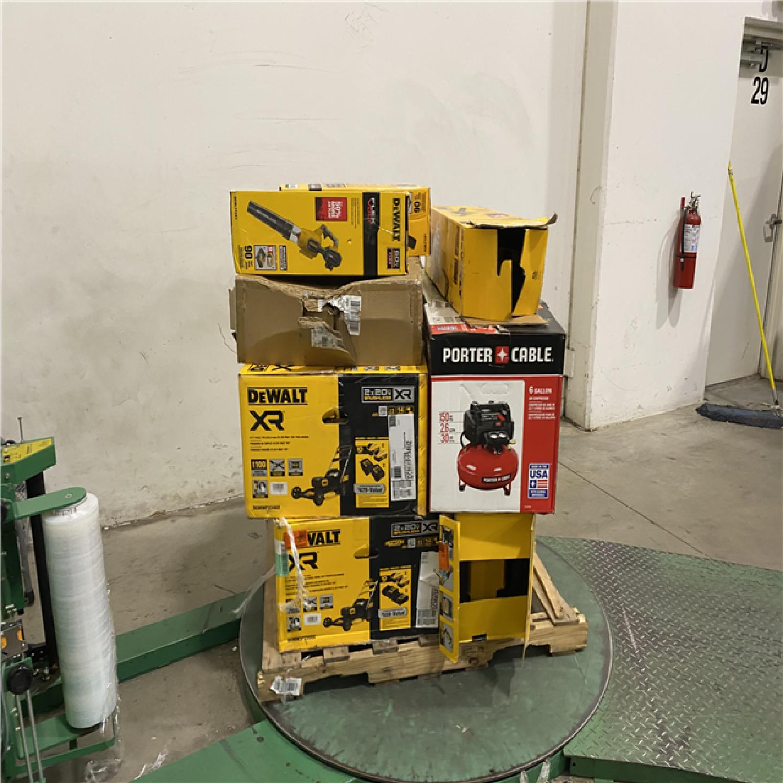 Dallas Location - As-Is DEWALT Tool Pallet