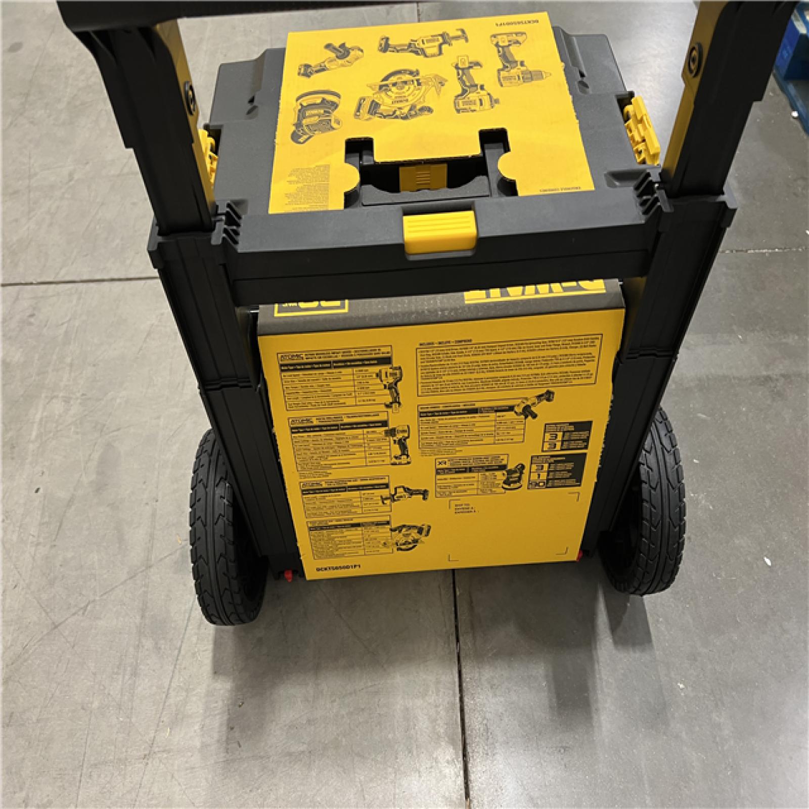 NEW DEWALT 20V Lithium-Ion Cordless 6-Tool Combo Kit with Rolling Toolbox