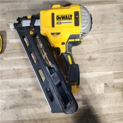 HOUSTON LOCATION - AS-IS DeWalt FRAMING NAILER 30° FRAMING NAILER (DCN692) W/ BATTERY & CHARGER