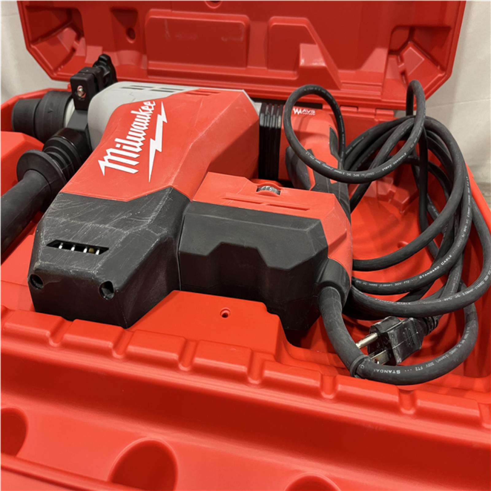 AS-IS Milwaukee 1-3/4 in. SDS-MAX Rotary Hammer