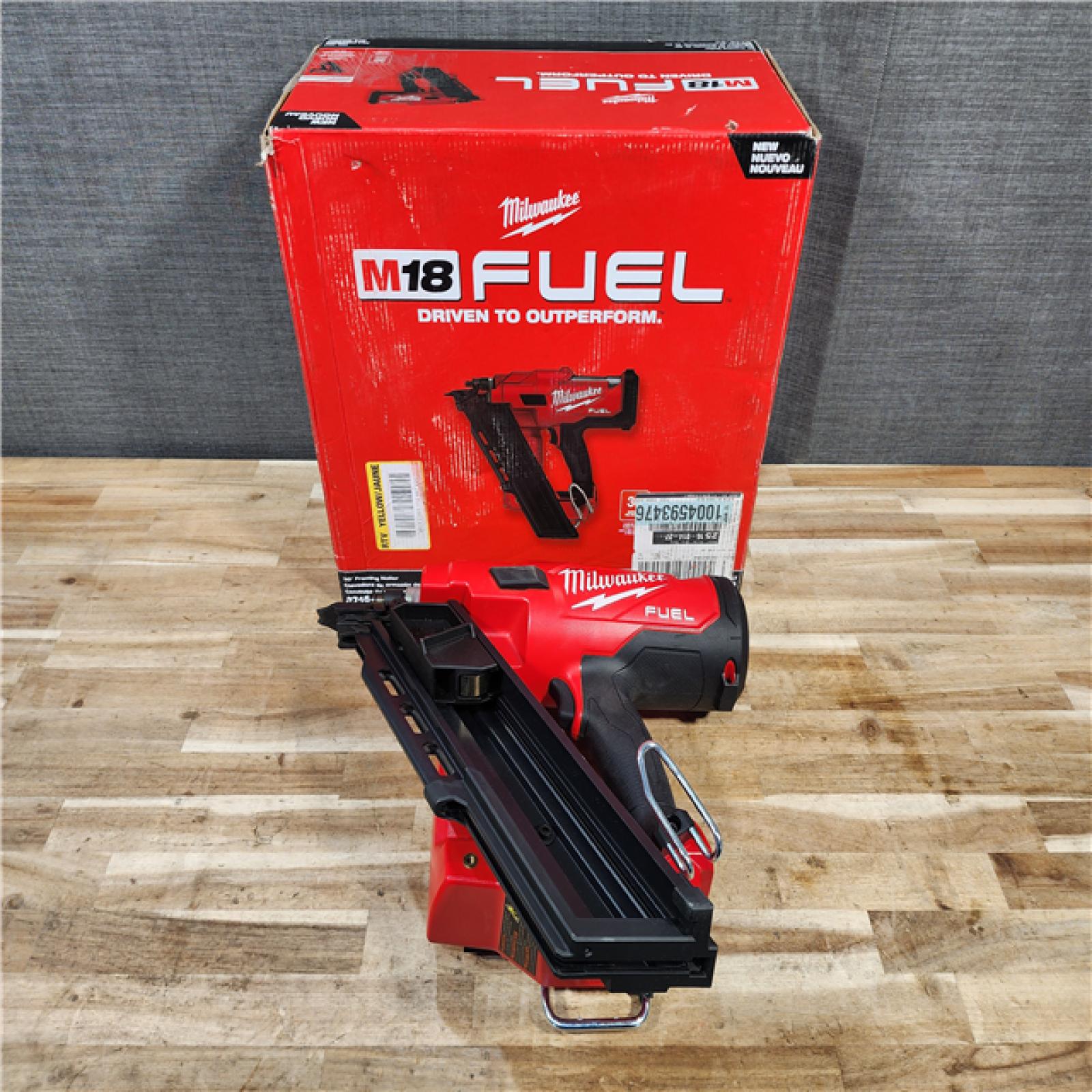 HOUSTON LOCATION - AS-IS (APPEARS LIKE NEW) Milwaukee FUEL 3-1/2 in. 18-Volt 30-Degree Lithium-Ion Brushless Cordless Framing Nailer (Tool-Only)