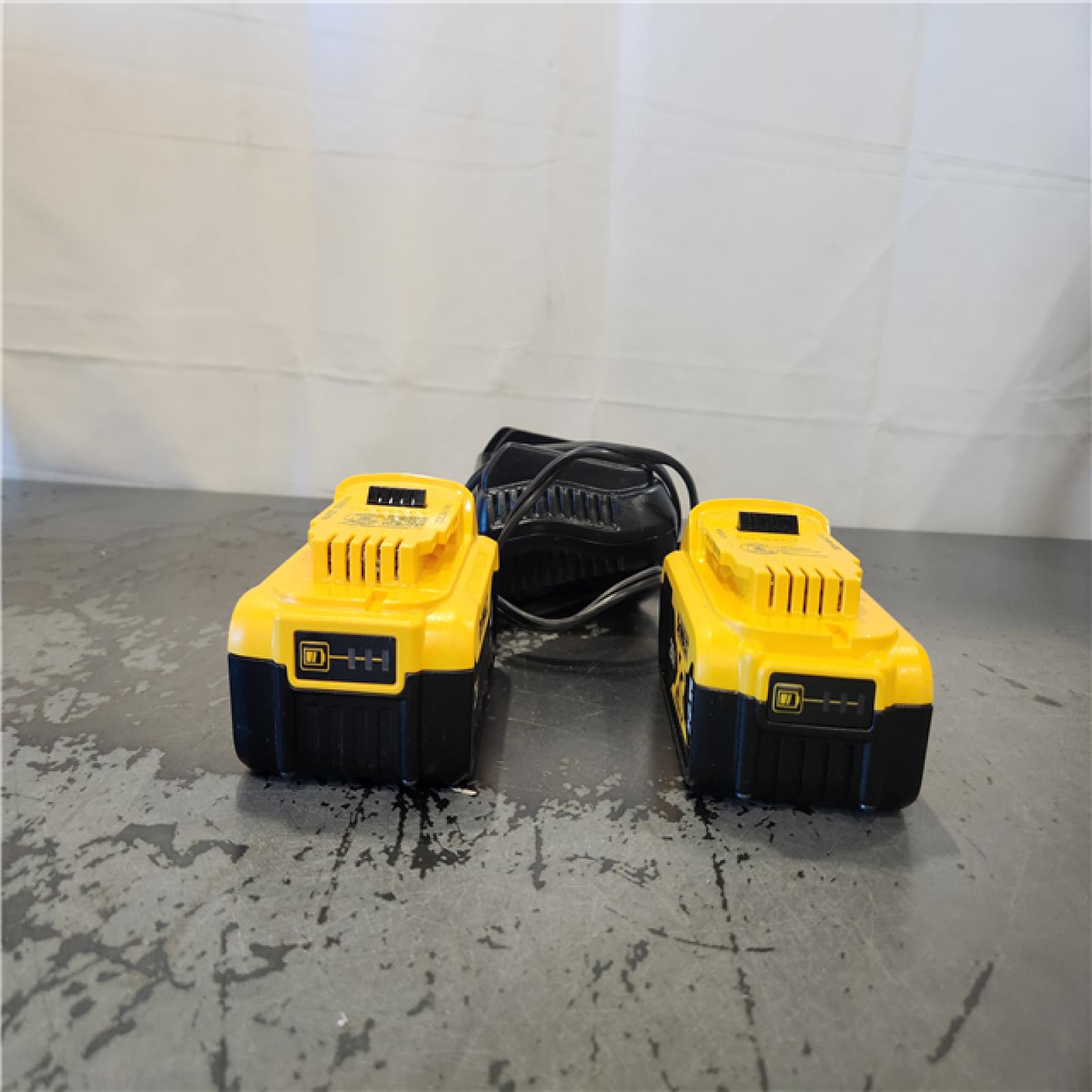 AS-IS- DEWALT 20V MAX Lithium-Ion Starter Kit