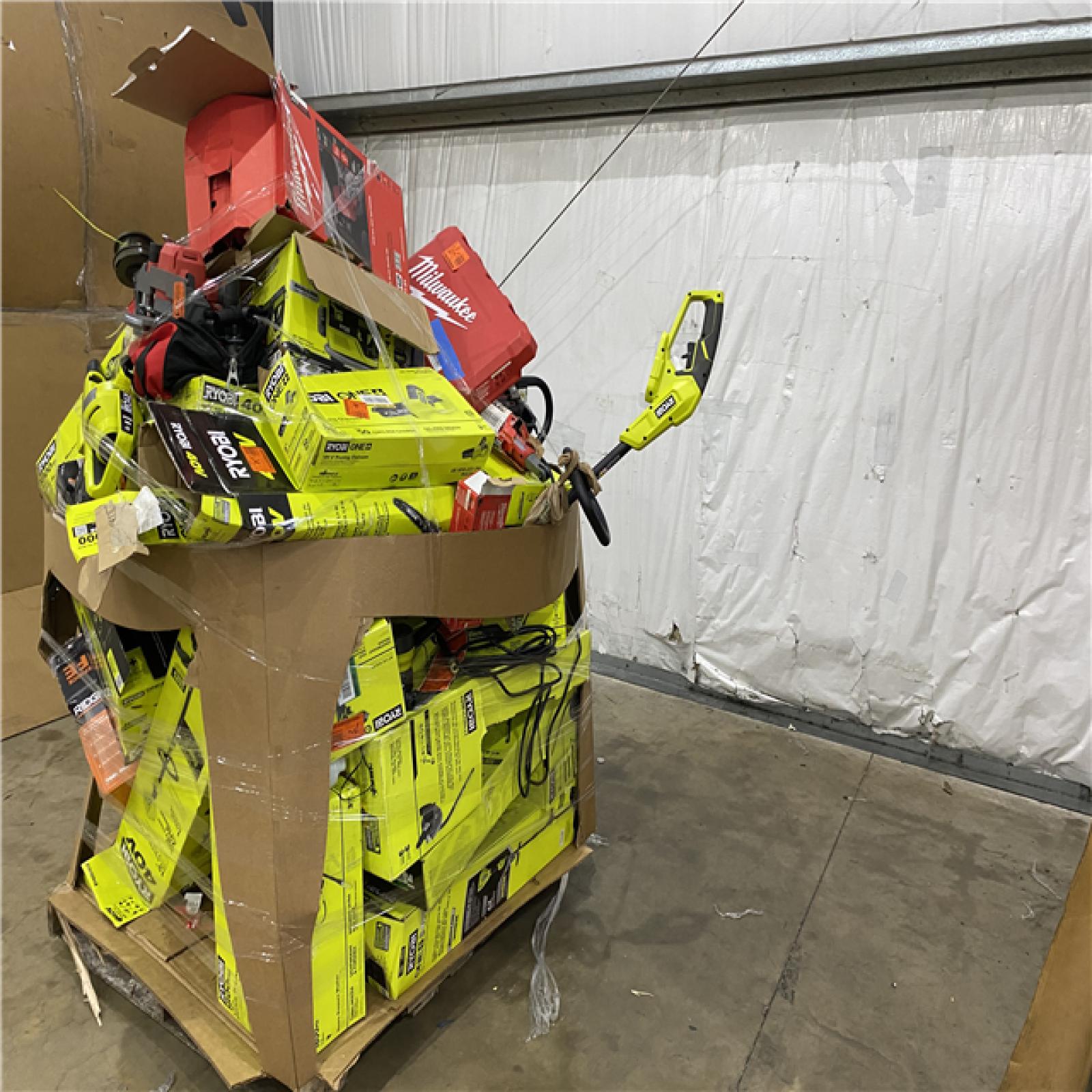 Houston Location AS IS - Tool Pallet