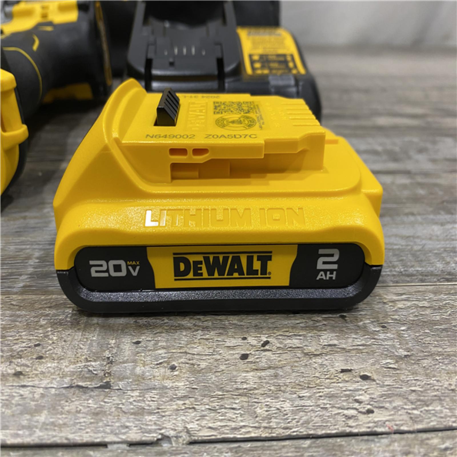 AS-IS DEWALT Atomic 20V Lithium-Ion Cordless Compact 1/2 in. Drill/Driver Kit