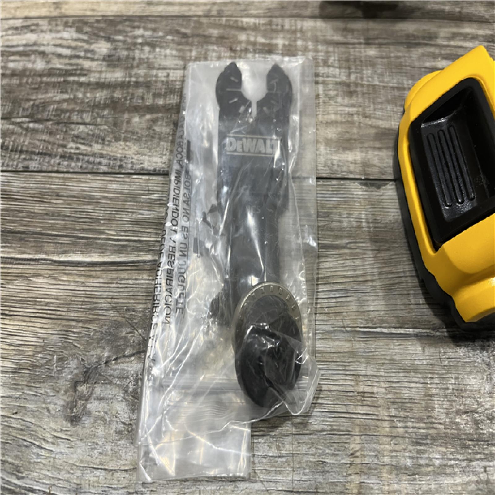 AS-IS DEWALT 20V MAX XR Cordless Brushless 3-Speed Oscillating Multi Tool Kit